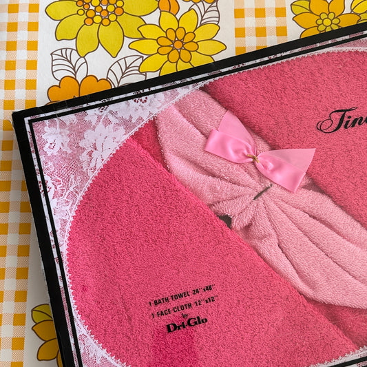 Dri-Glo Boxed Vintage Cotton Pink TOWELS