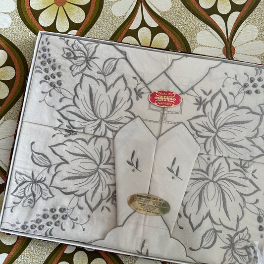 Embroidered All Cotton Tablecloth BOXED