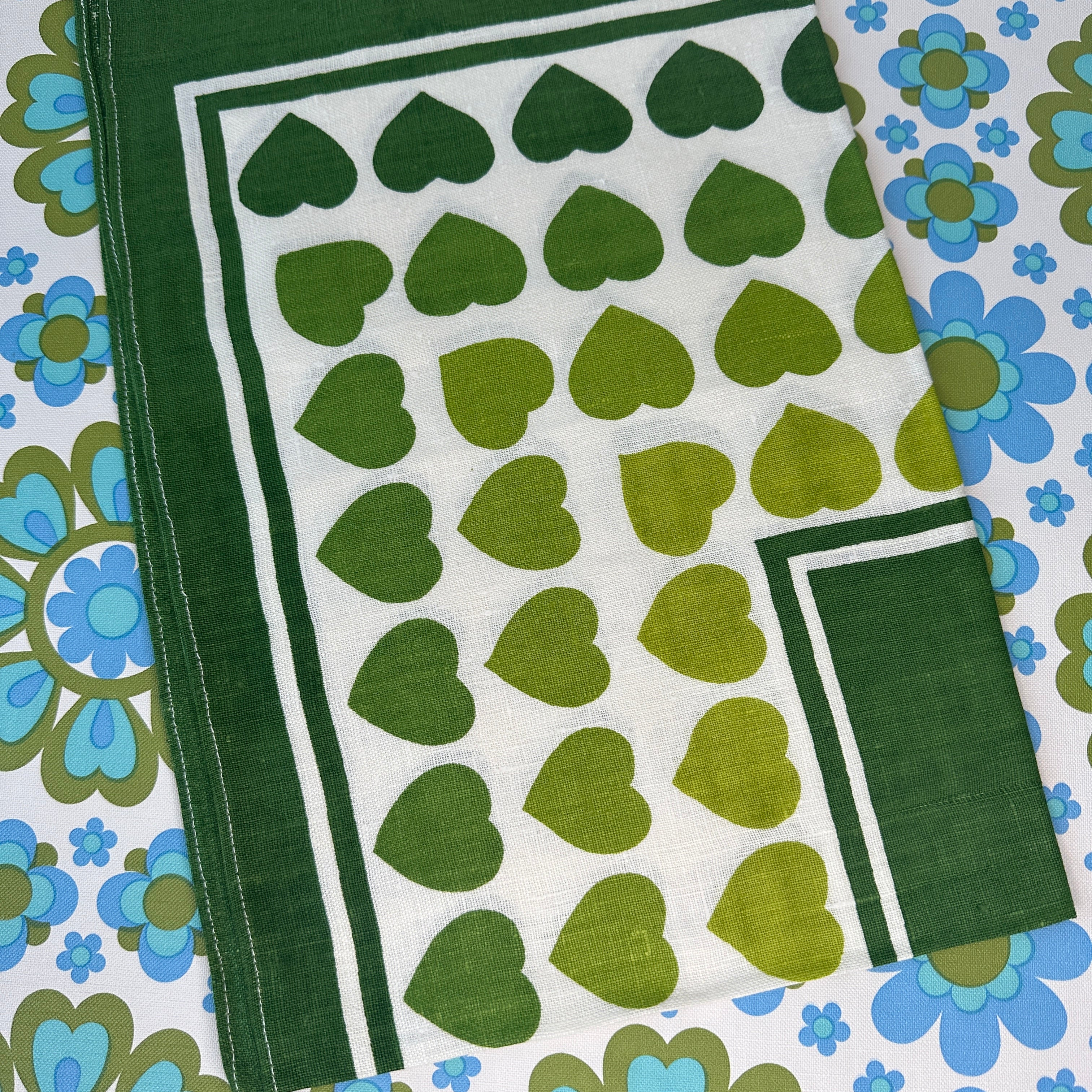 New Old Stock Green Hearts TEA TOWEL