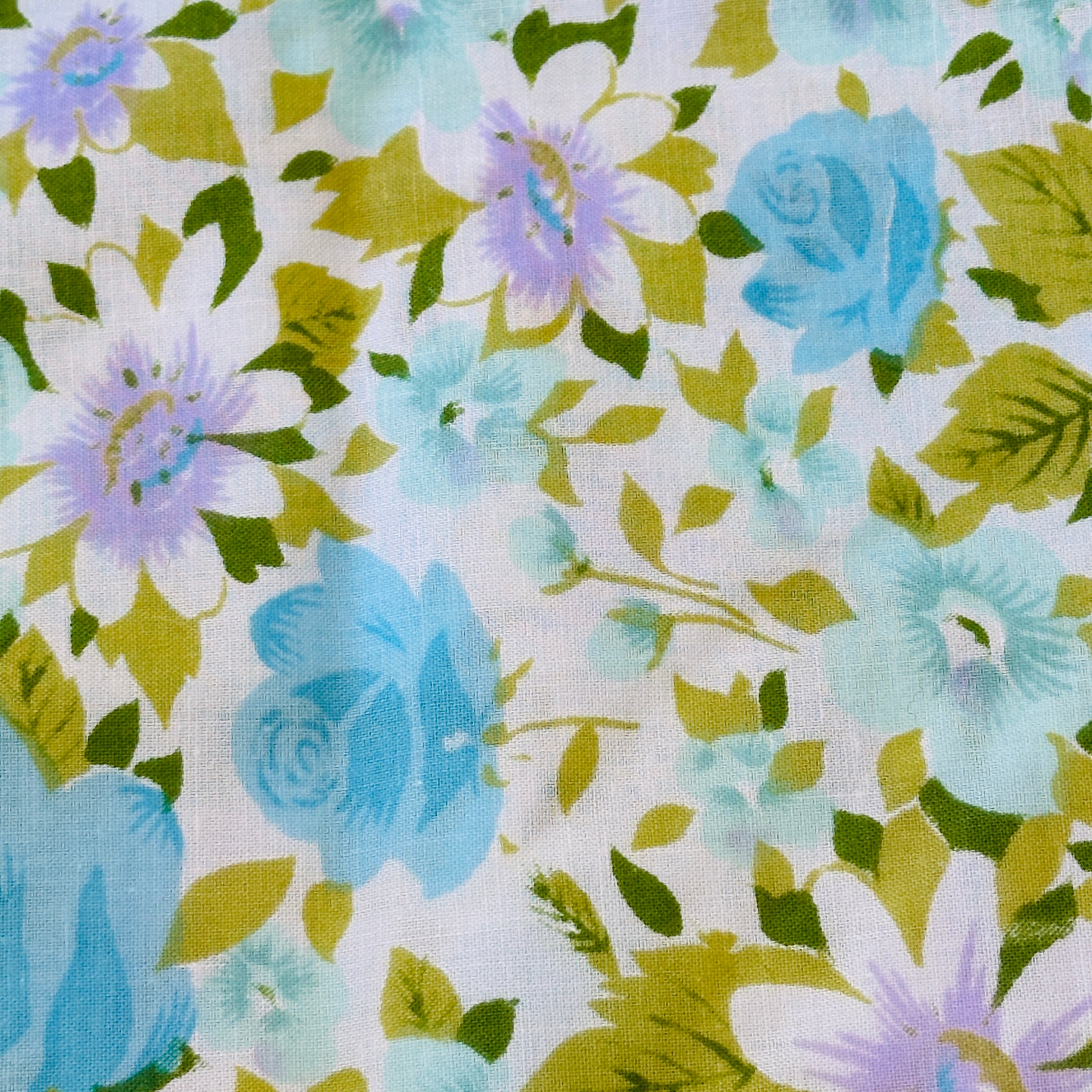 180cms Blue Floral Fabric Vintage Craft