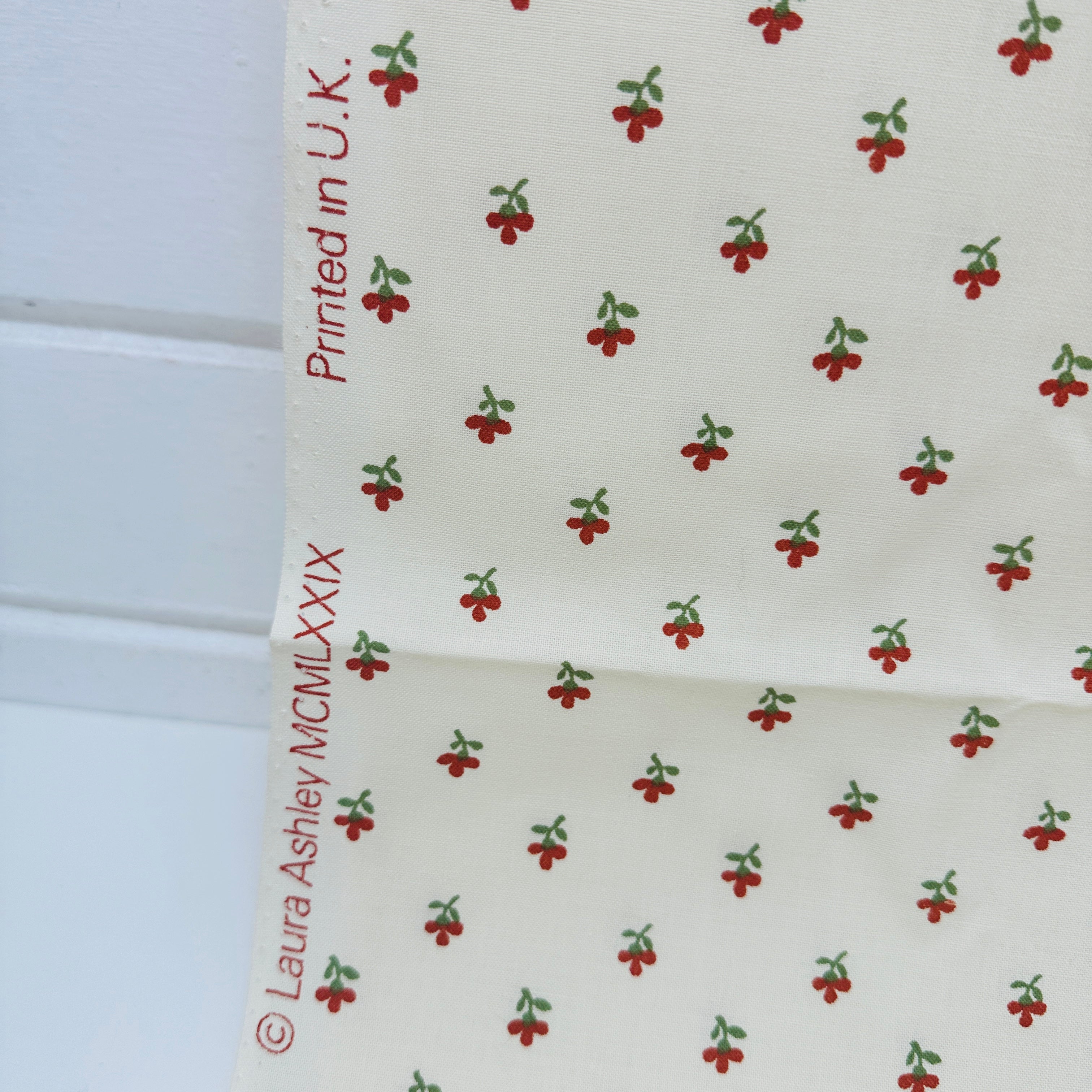 260cms LAURA ASHLEY Cotton Fabric Made in UK