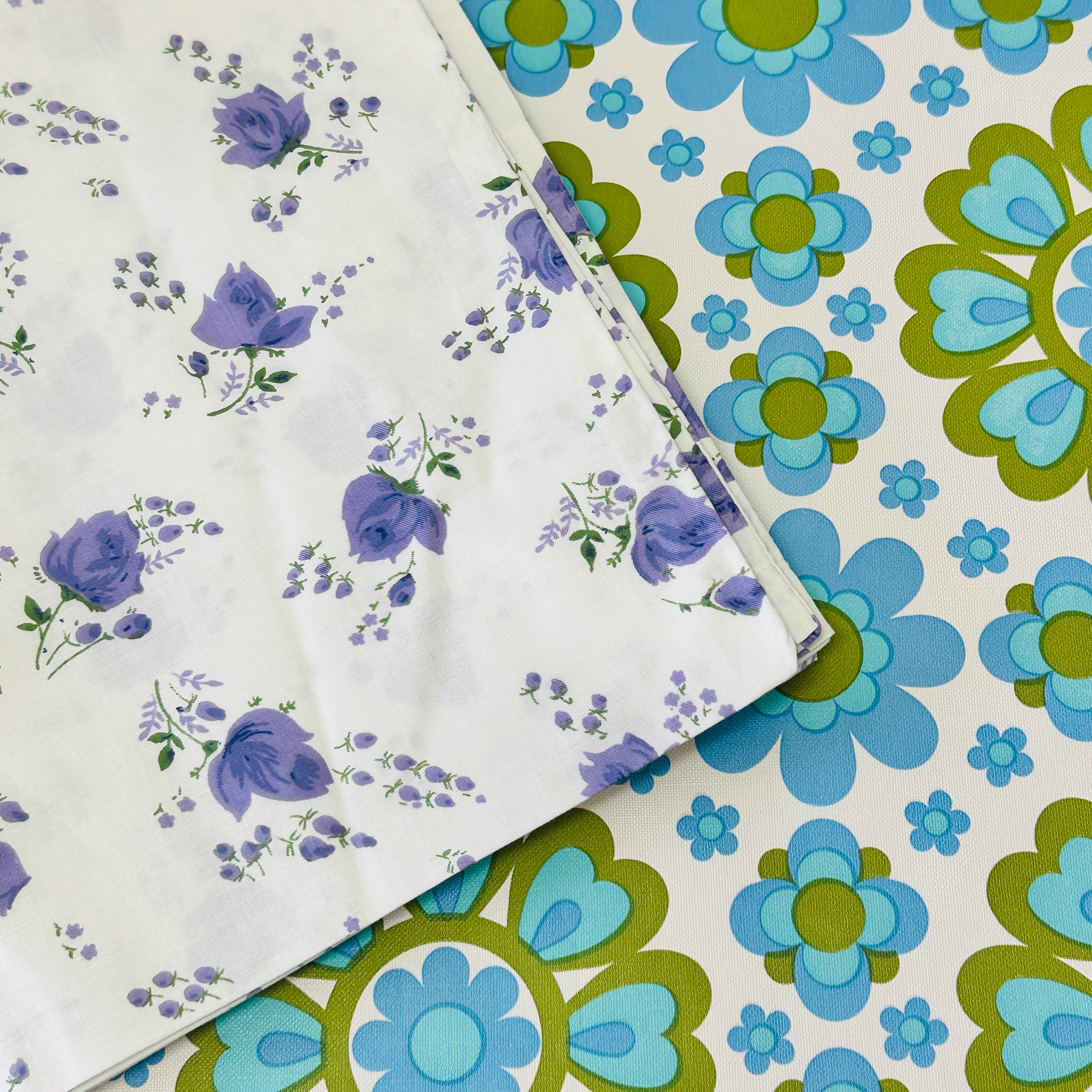 UNUSED Vintage Pretty Floral Pillow Cases PAIR