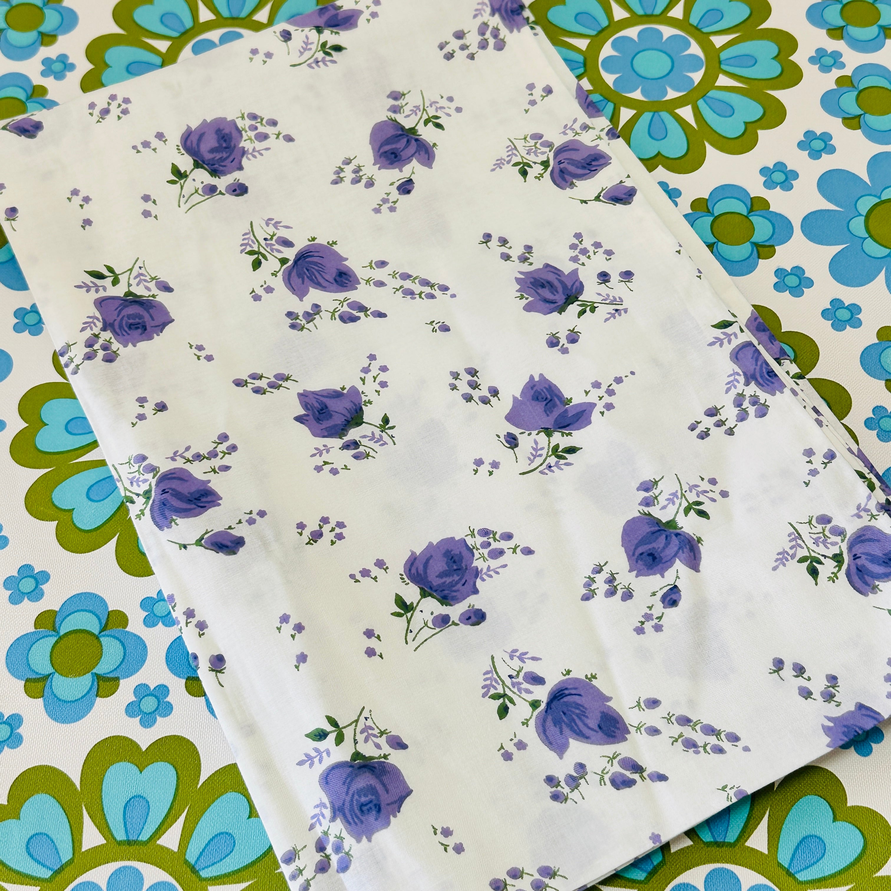UNUSED Vintage Pretty Floral Pillow Cases PAIR