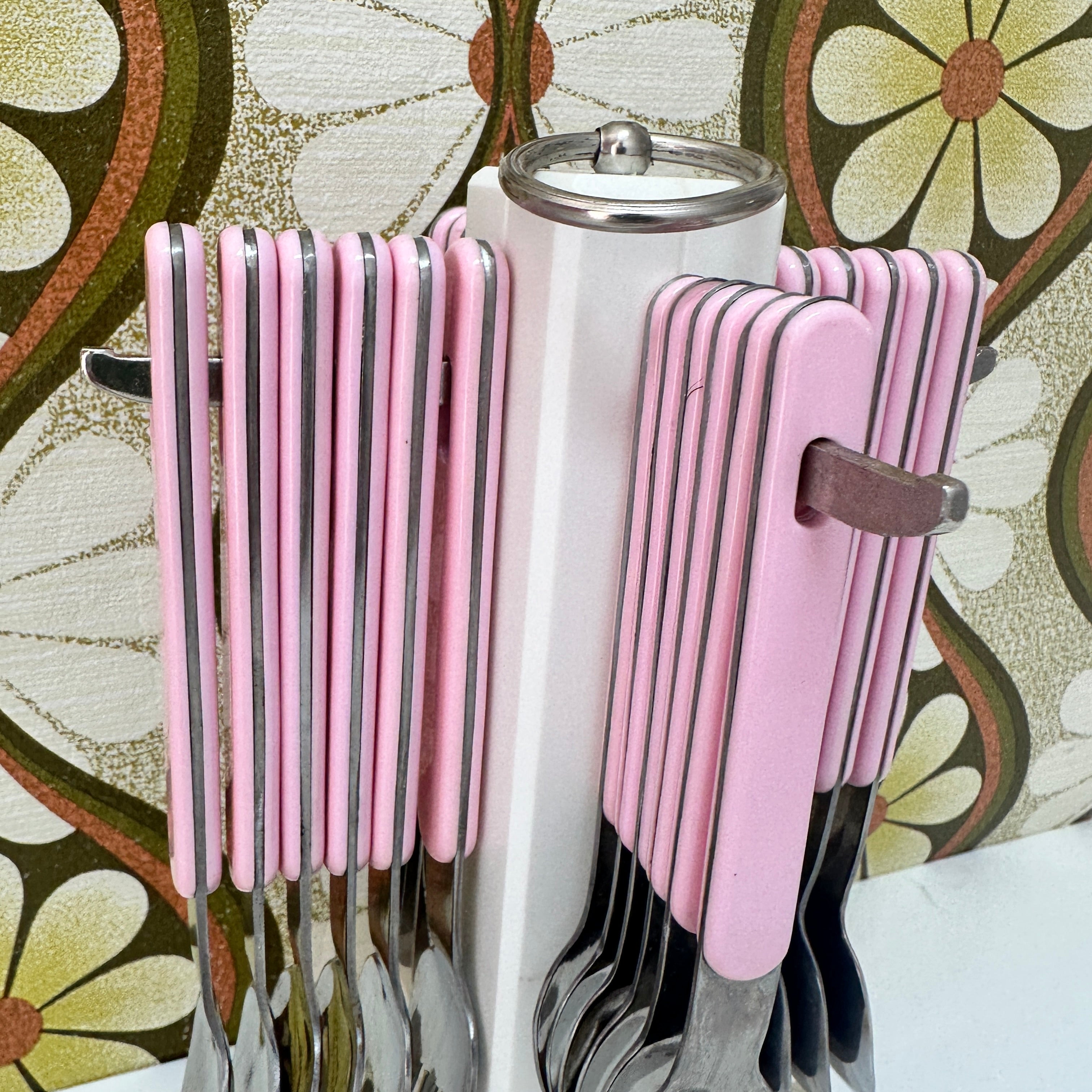 Stainless Steel Pink Cutlery Set BOXED