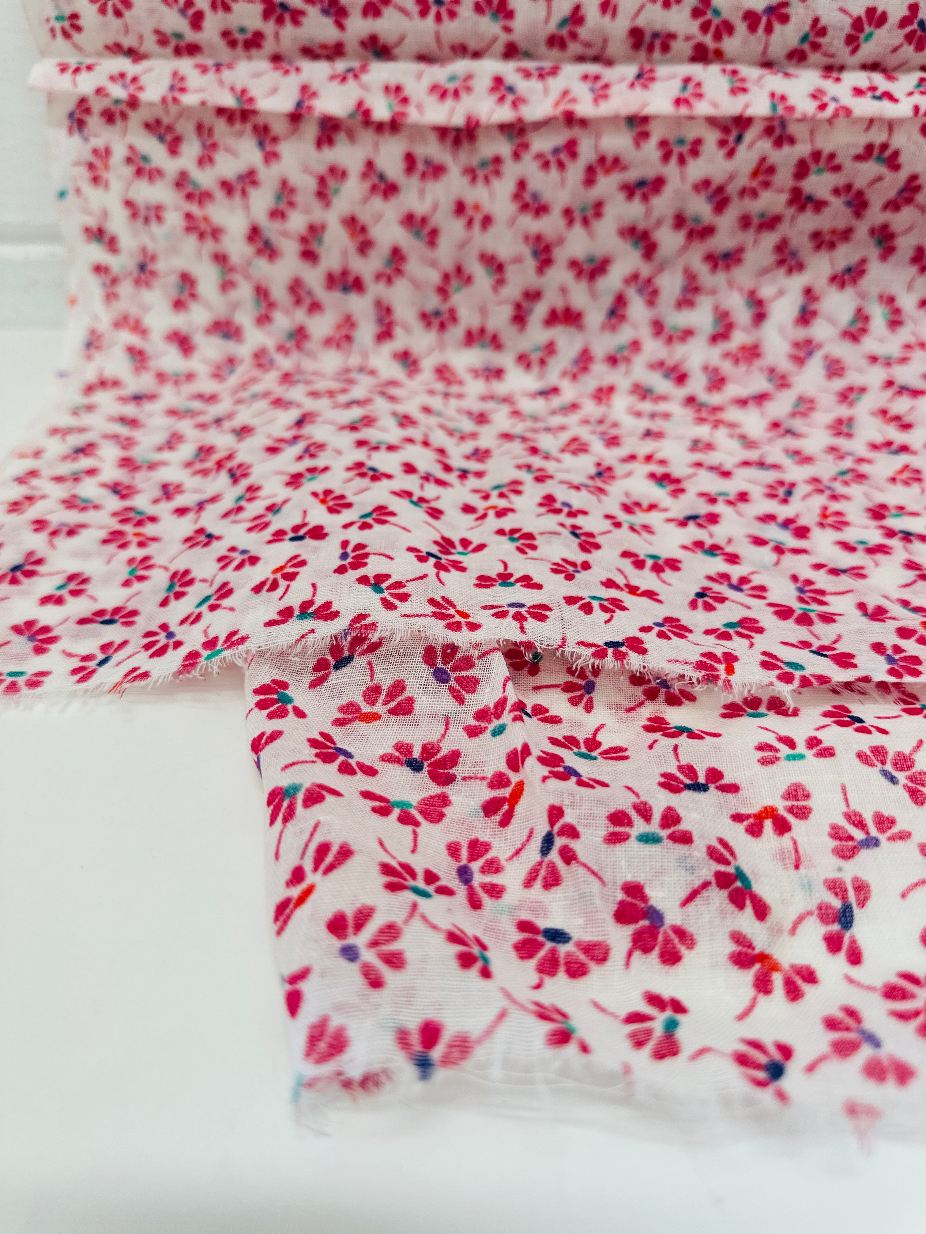 260cms Cute Pink Floral Cotton Fabric