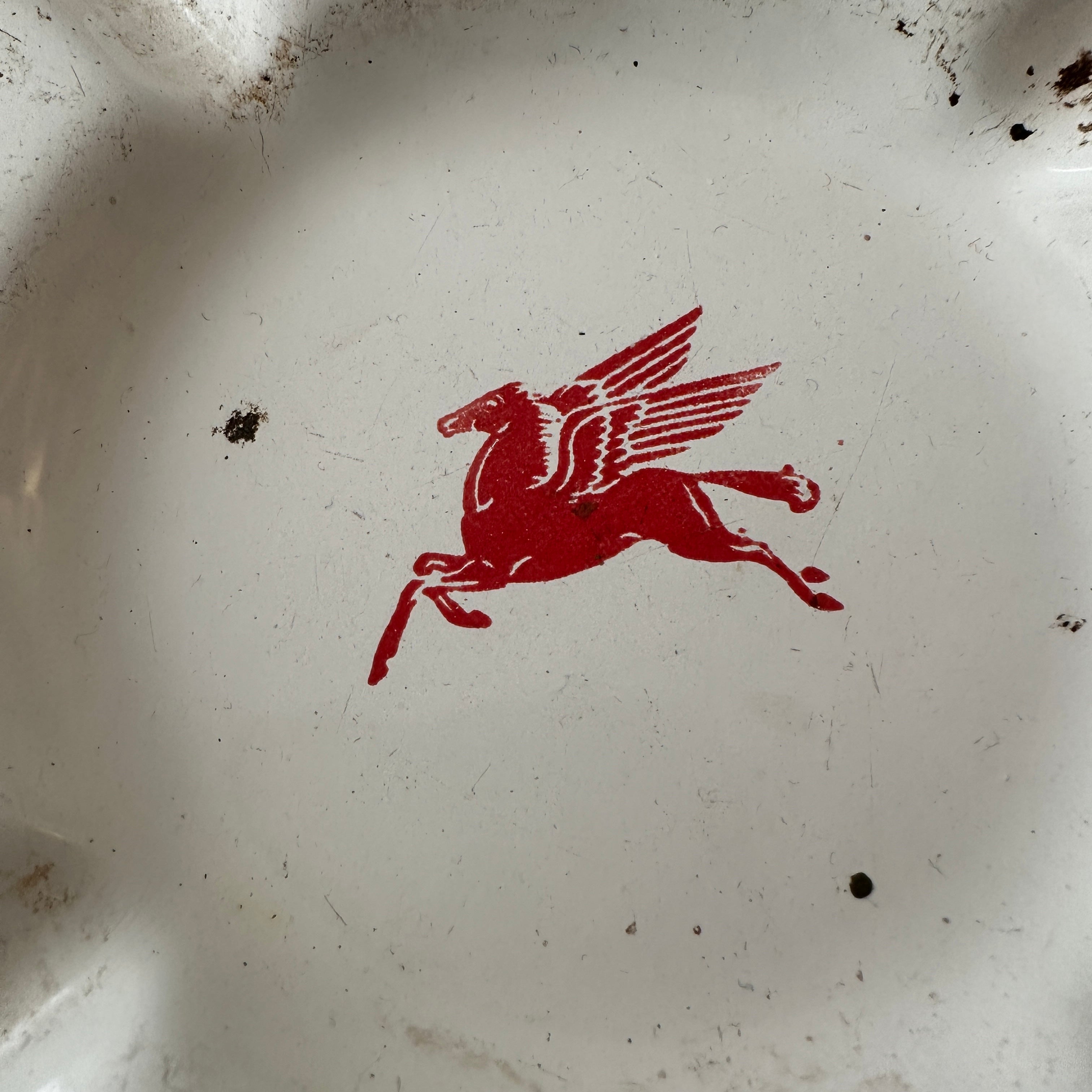 Vintage Mobil Pegasus Enamel Ashtray