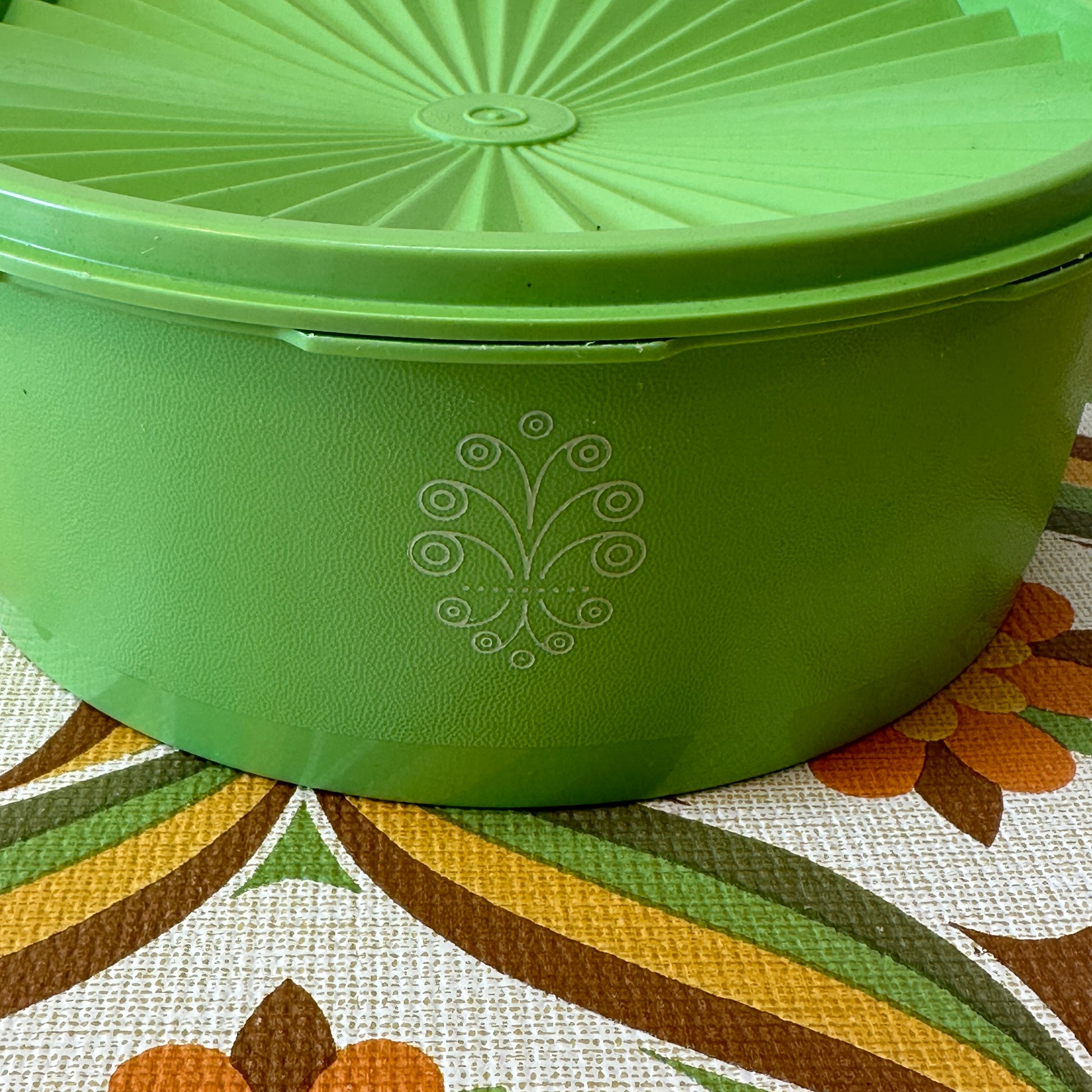 Large Green RETRO Tupperware – Pink Peacock