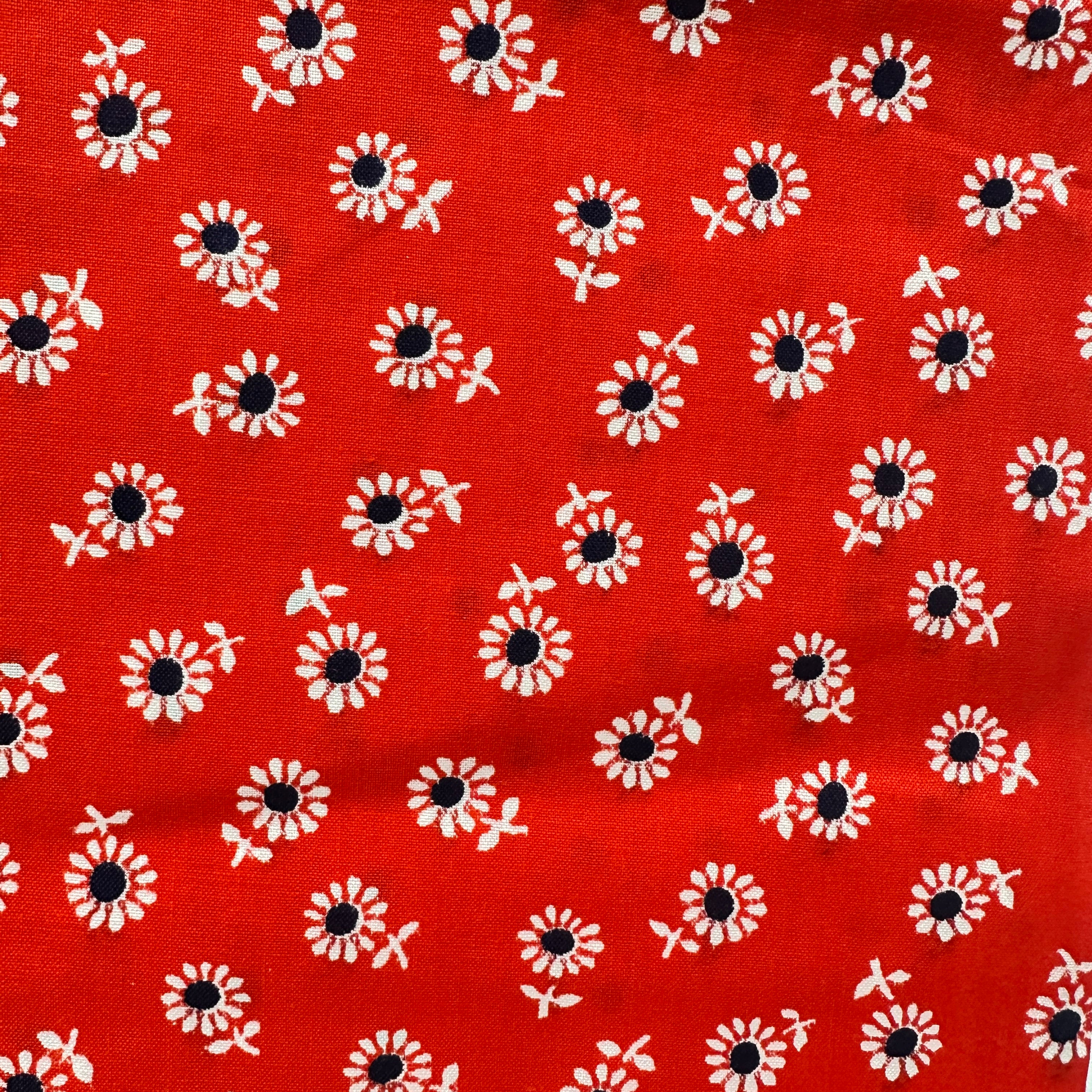200cms Beautiful Vintage Cotton Fabric Red