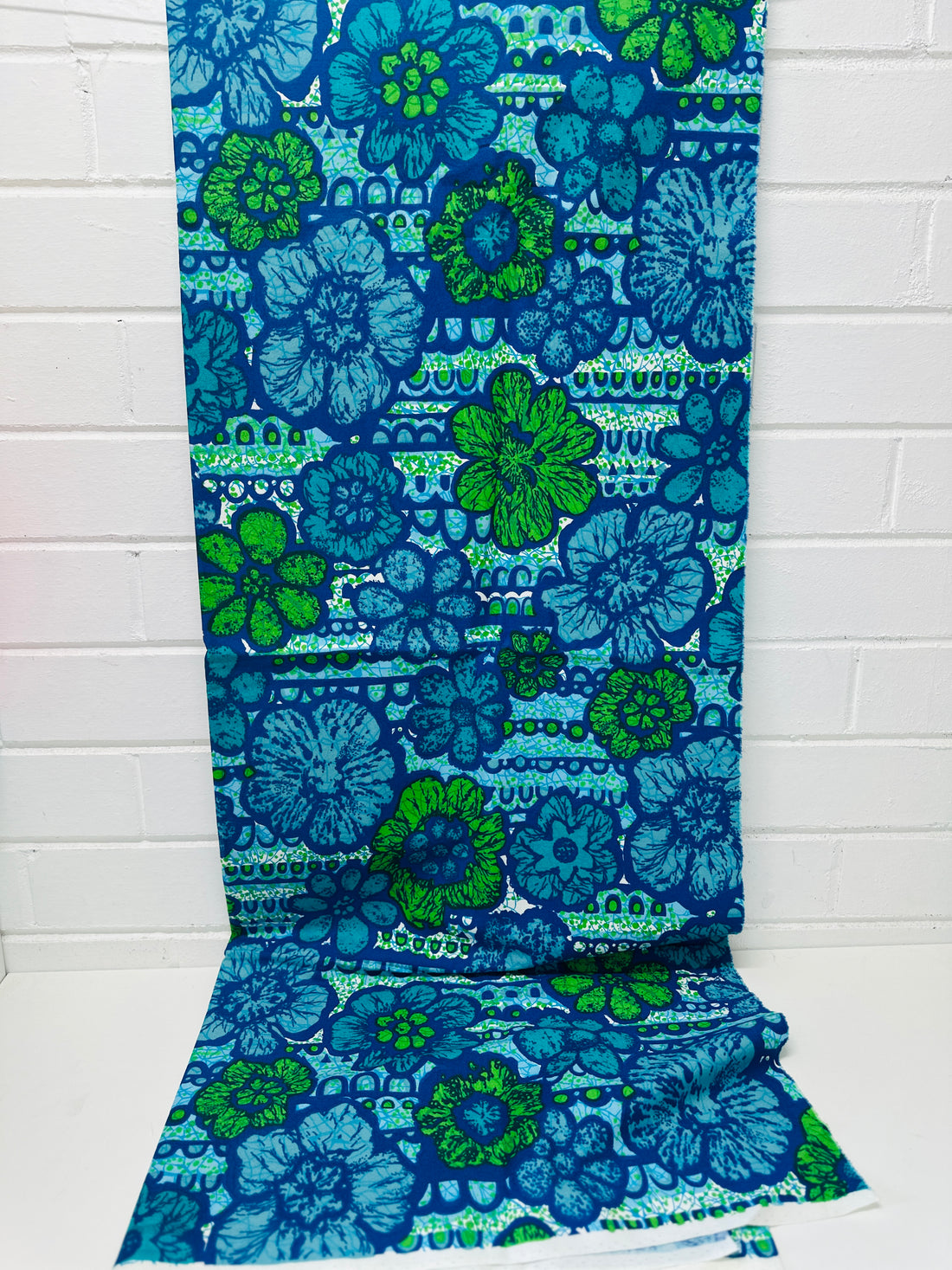 160cms Blue Bold Floral Cotton Fabric