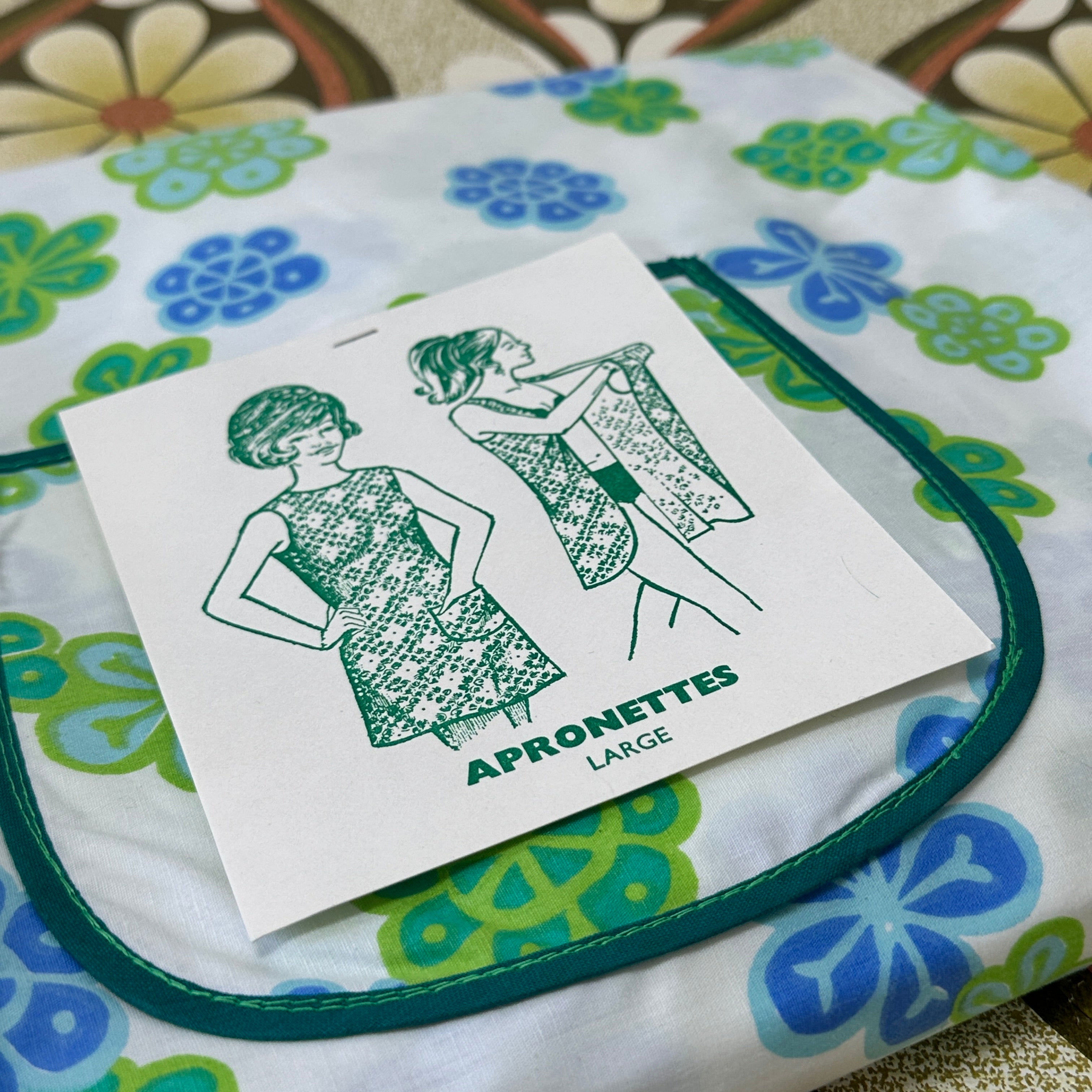 Vintage Apron W Tags Flower Power