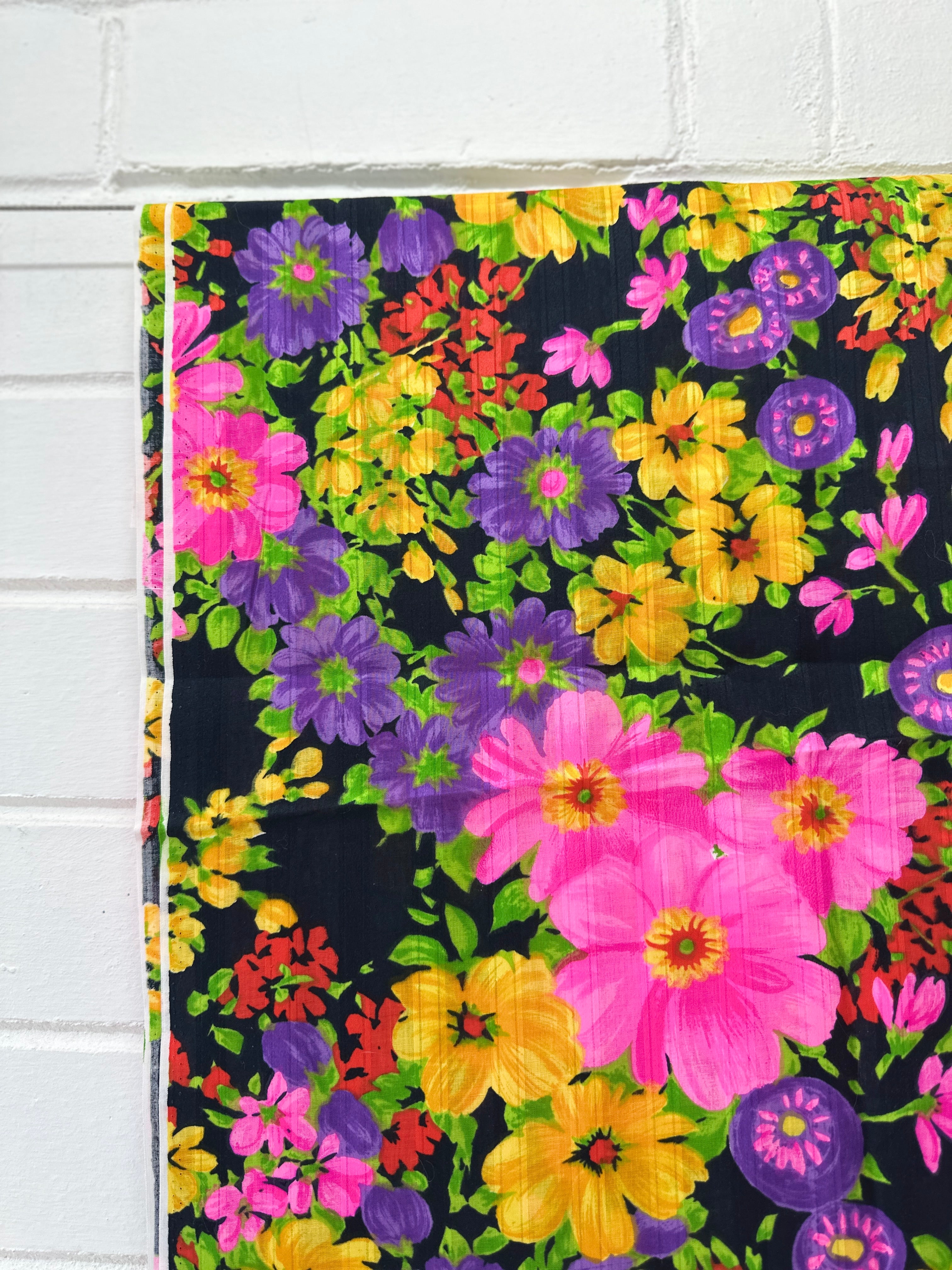 150cms Cute Flower Power Fabric Vintage