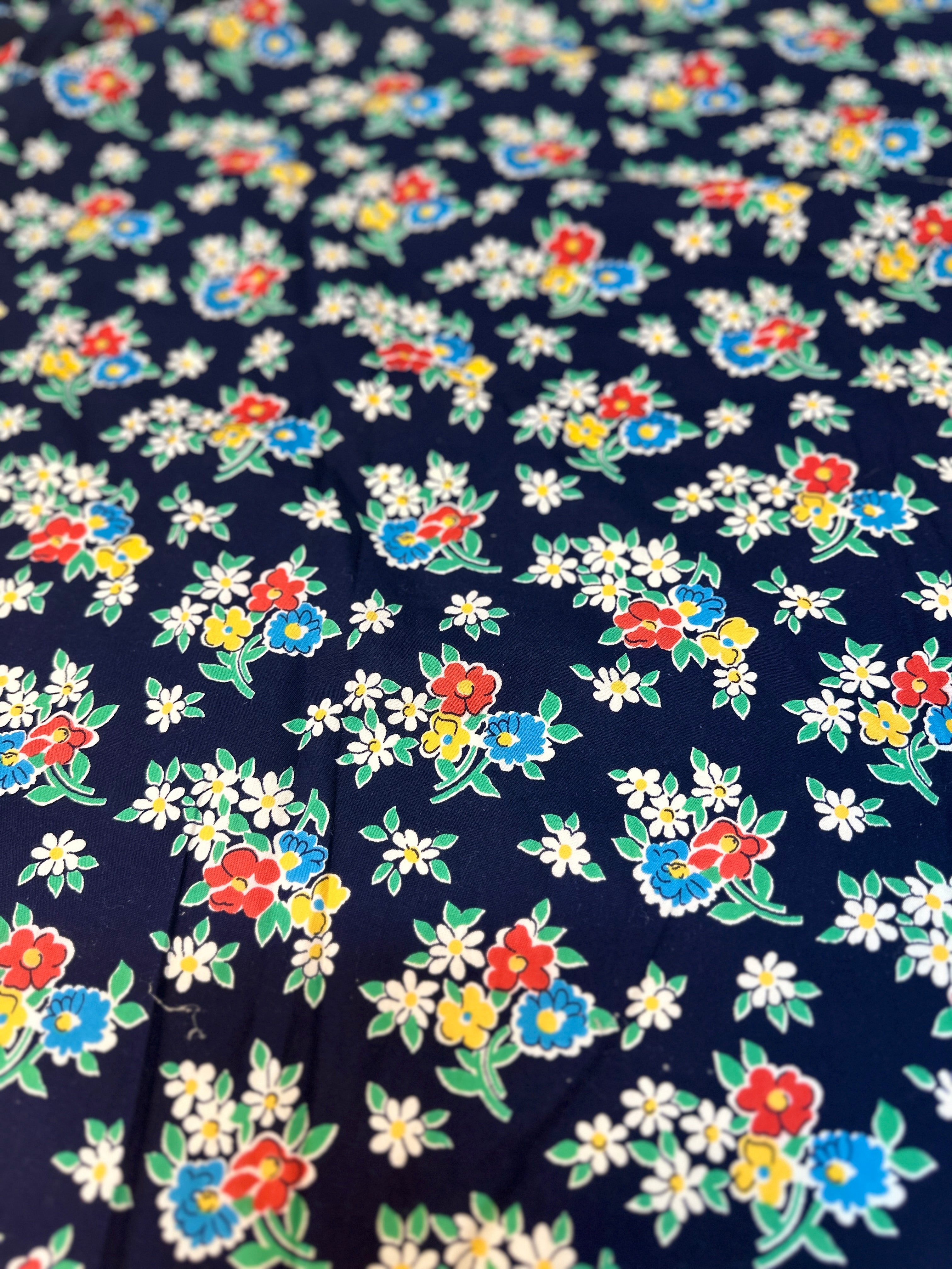 70cms Very Pretty Navy Blue Vintage Floral Fabric Remnant