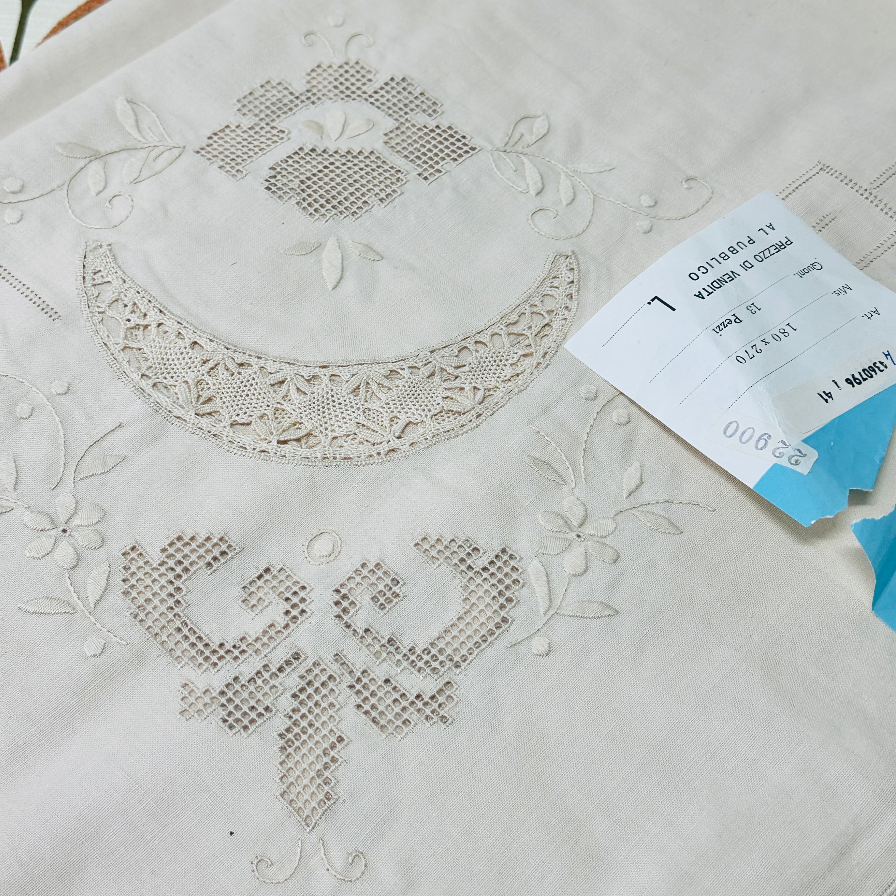 AMAZING Vintage Embroidered Italian Tablecloth HUGE Plus Napkins