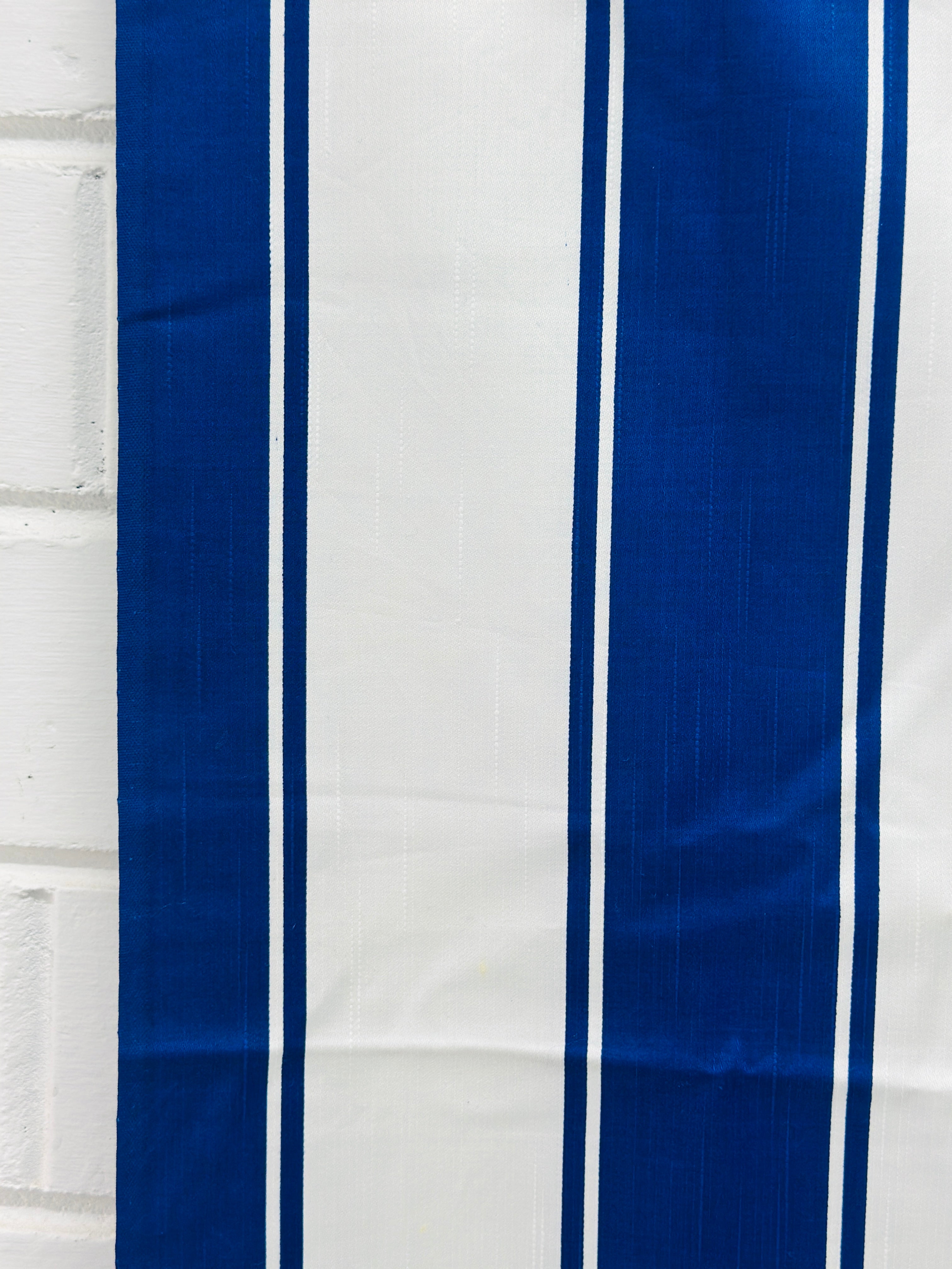180cms Navy & White Striped Fabric