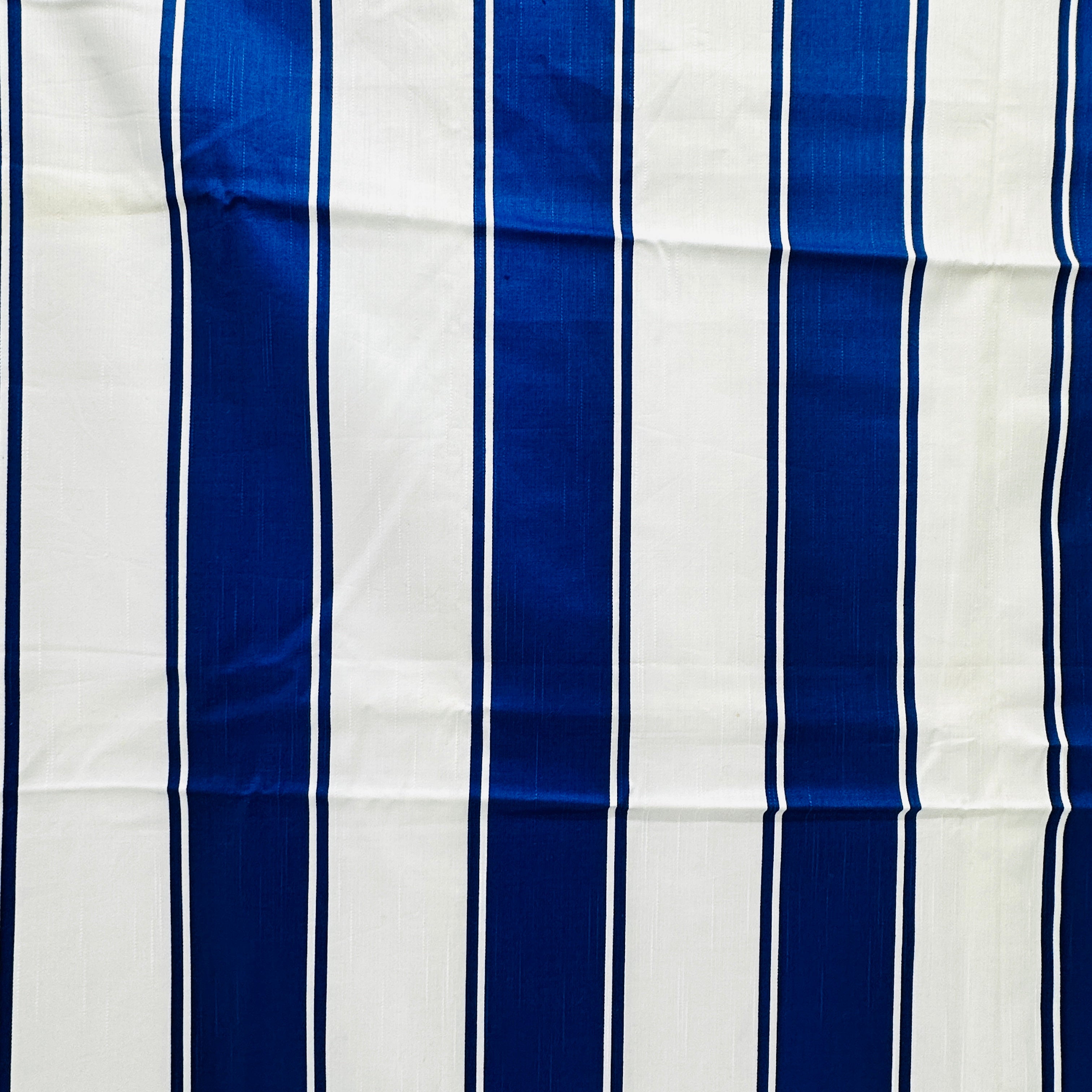 180cms Navy & White Striped Fabric
