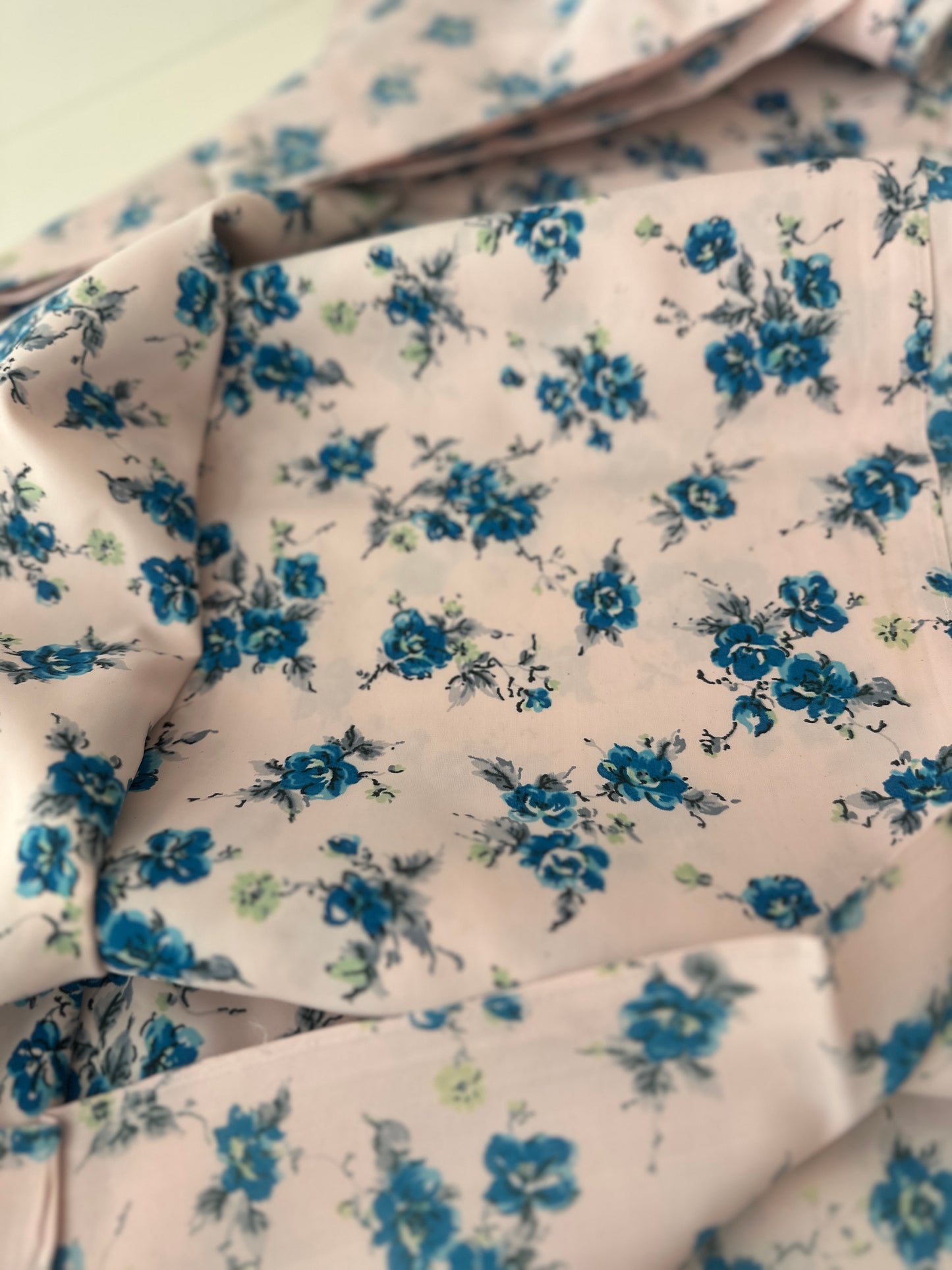 360cms Silky Vintage Dress Fabric Pretty Light Pink & Blue