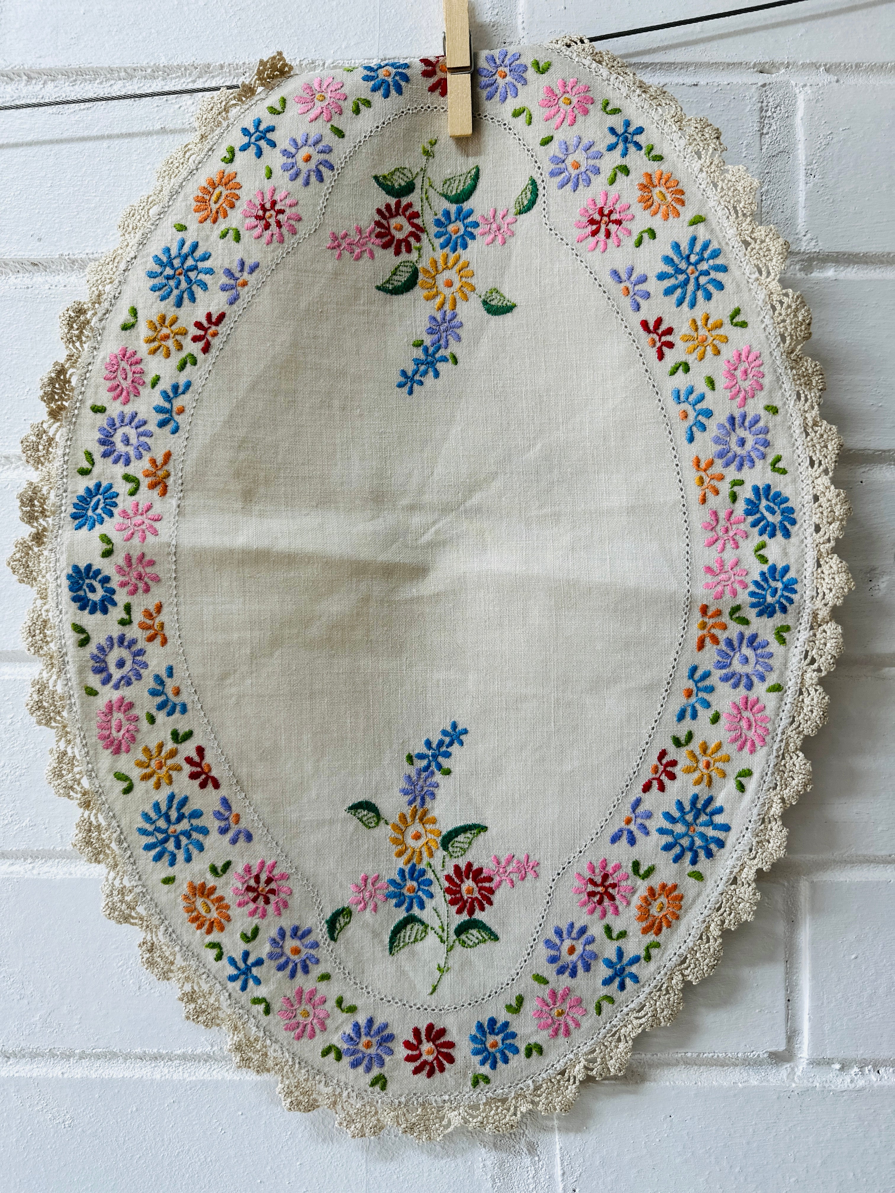 Huge Vintage Linen Doily DIVINE