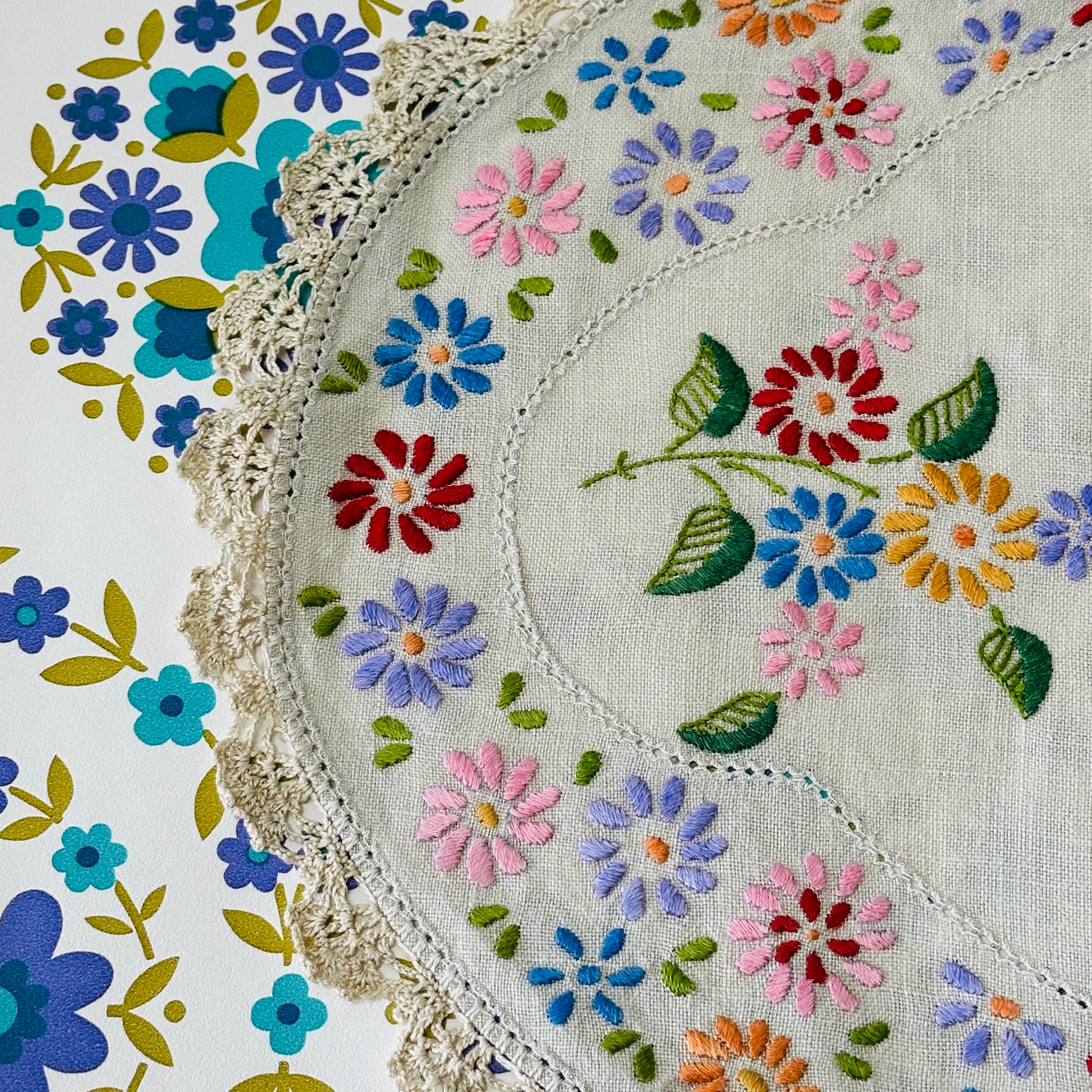 Huge Vintage Linen Doily DIVINE