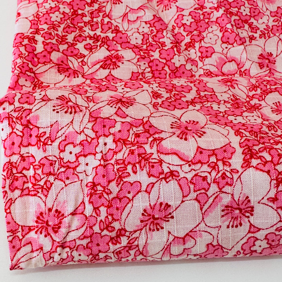 320cms Beautiful Pink Floral Cotton Fabric VINTAGE