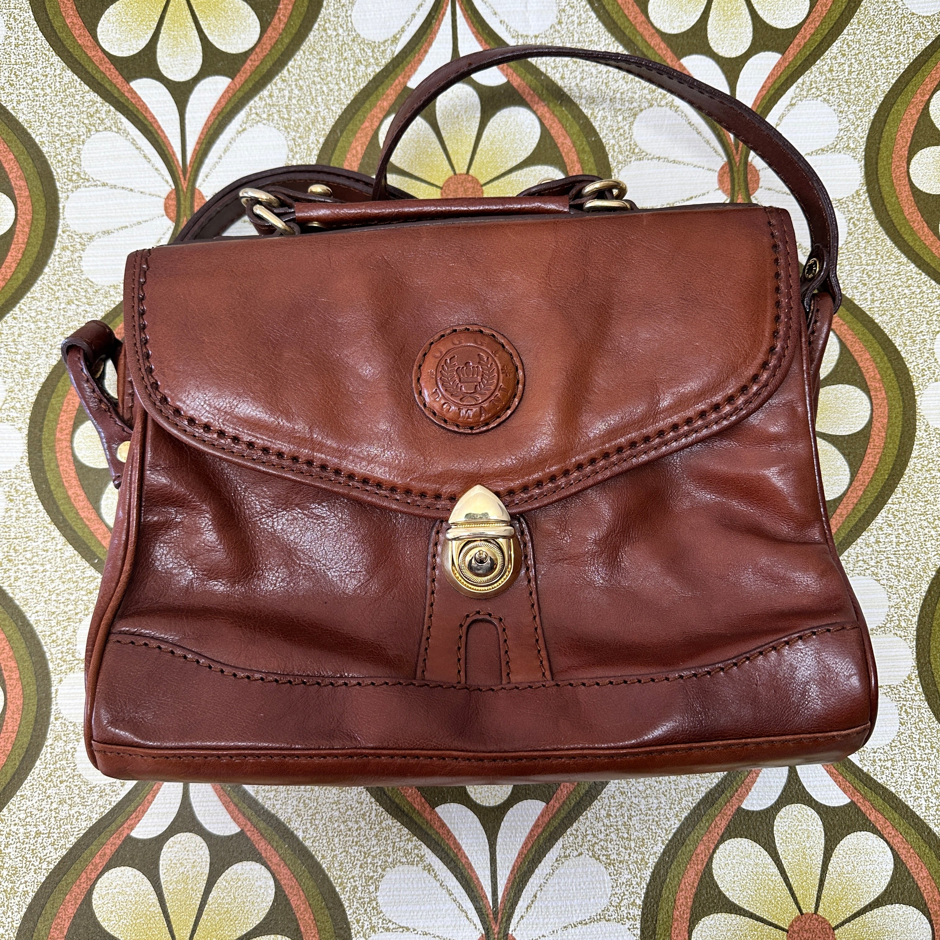 Genuine LEATHER Vintage Handbag Excellent Cond