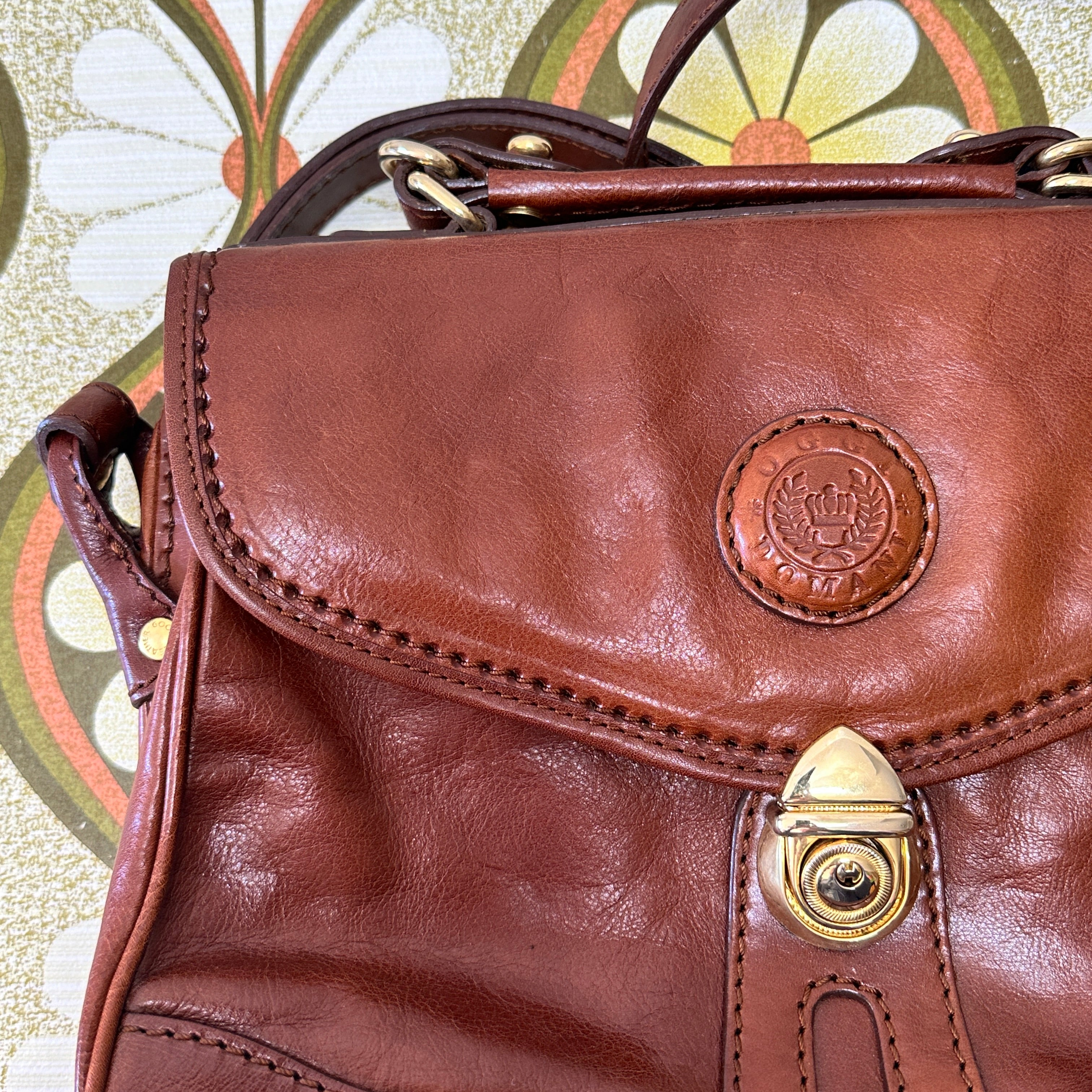 Genuine LEATHER Vintage Handbag Excellent Cond