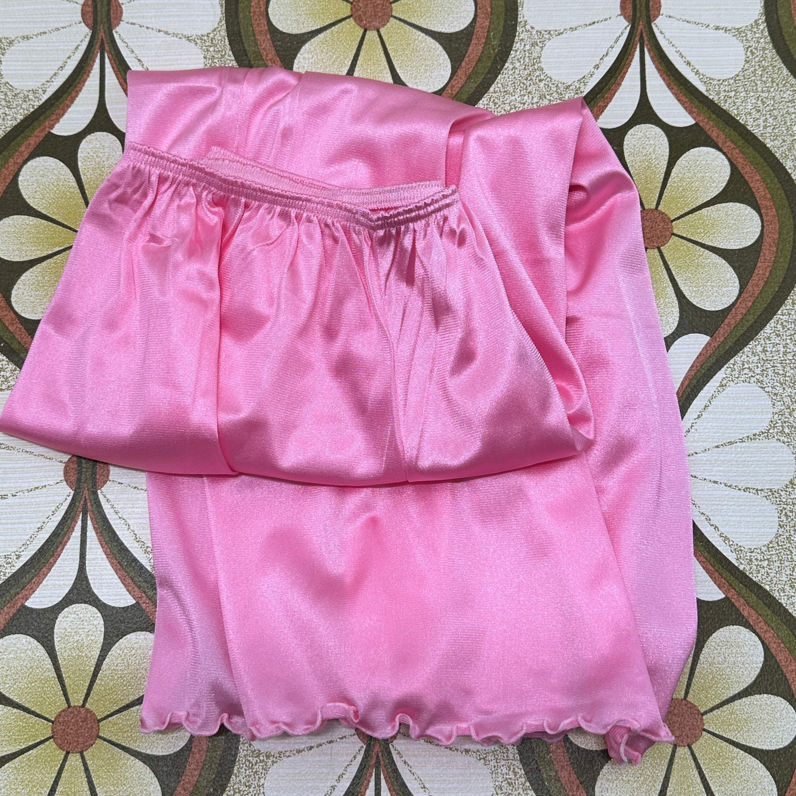 Unworn SLIP Pretty Bright Pink