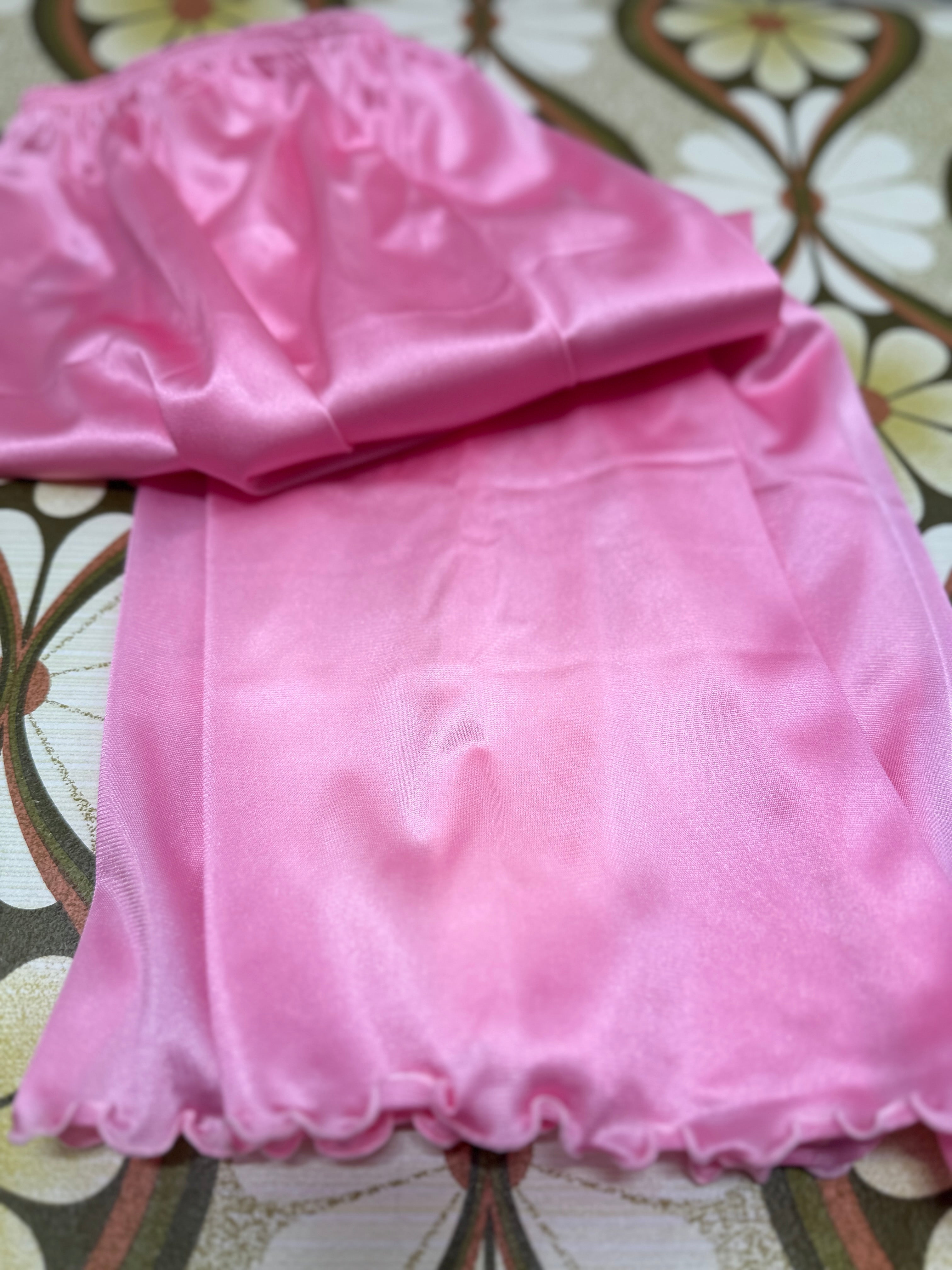Unworn SLIP Pretty Bright Pink