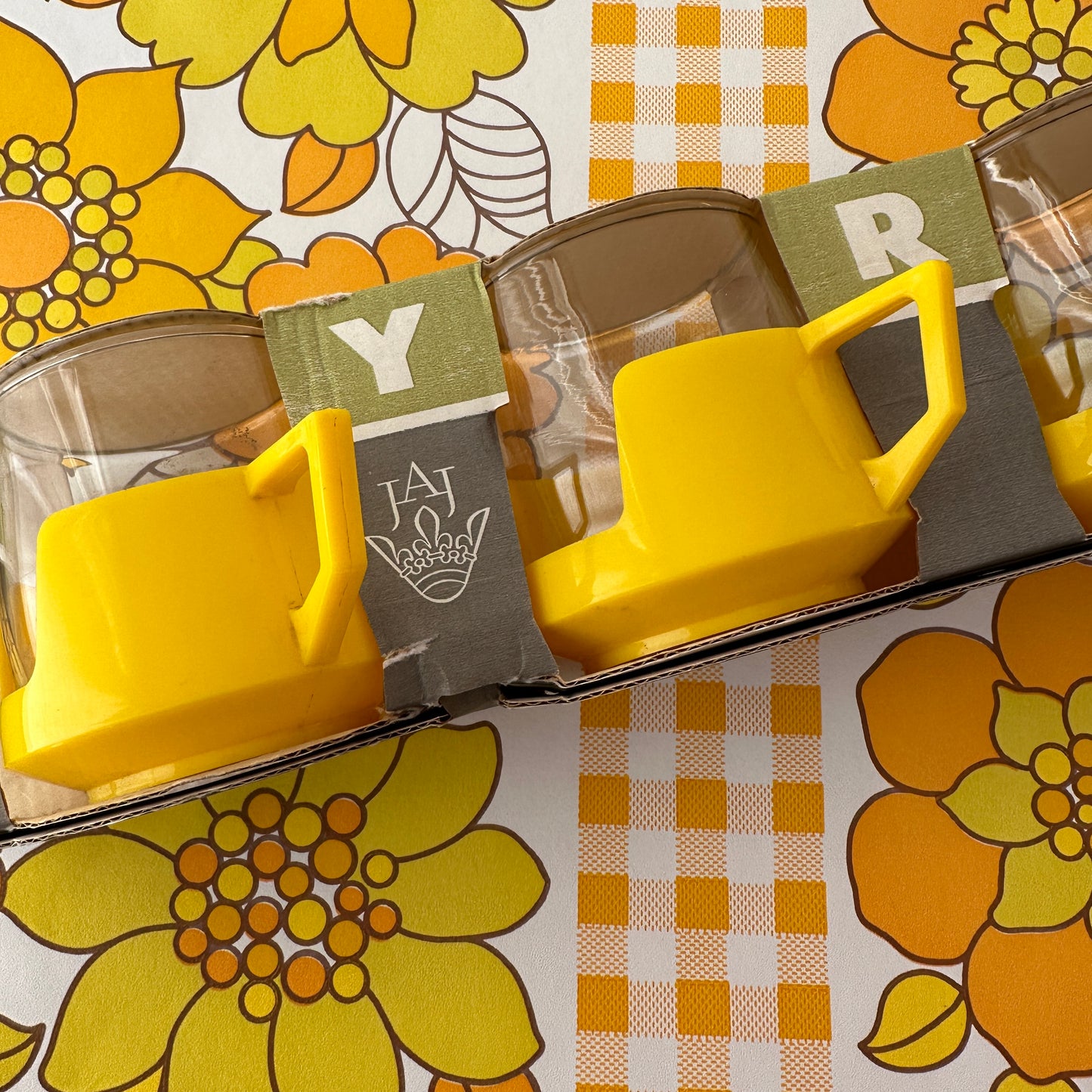 PYREX Unused Vintage JAJ Cups YELLOW