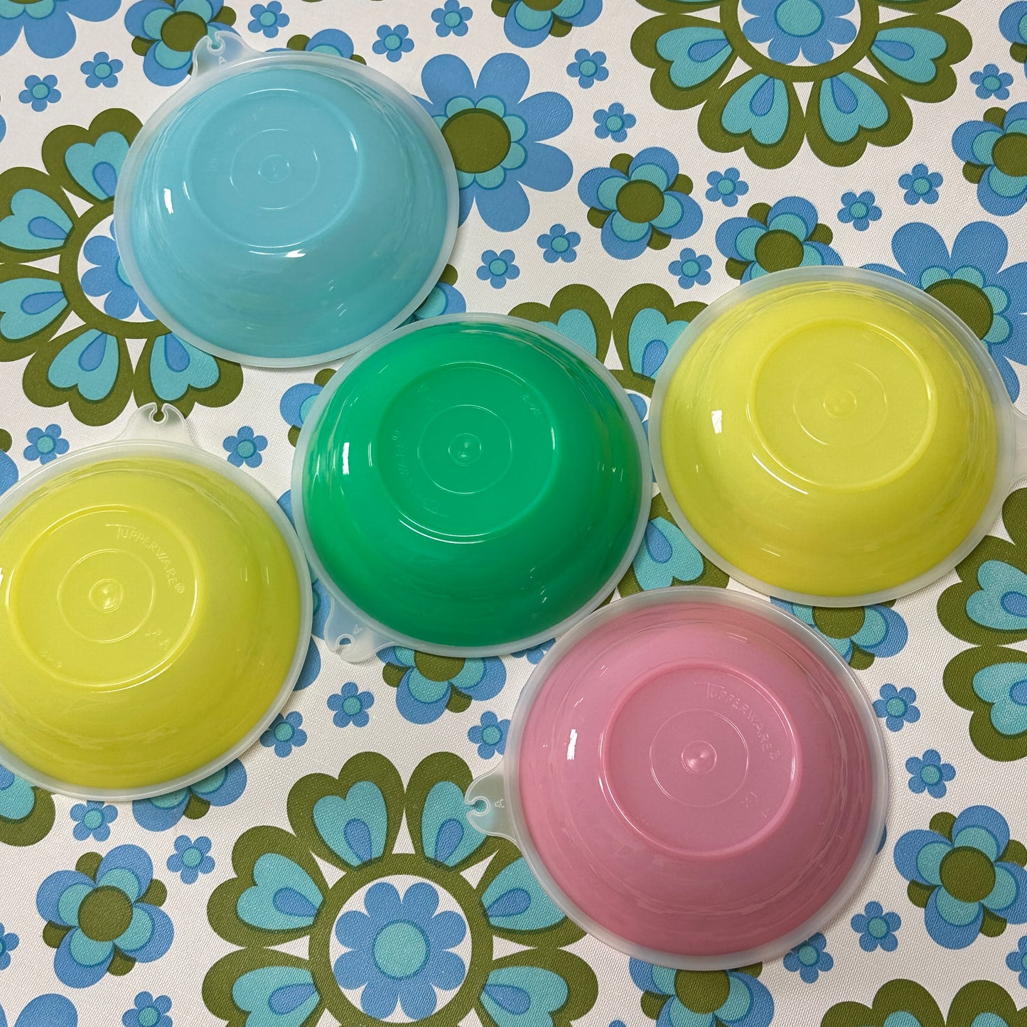 Small Vintage TUPPERWARE Pastel Containers AS NEW