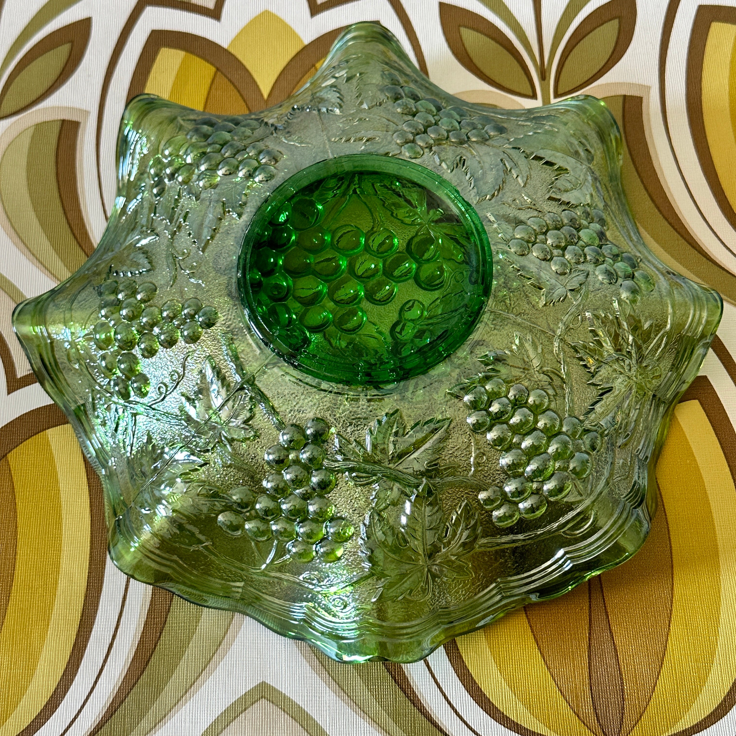 Retro Green CARNIVAL Glass Bowl