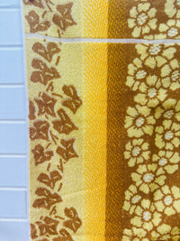 UNUSED VINTAGE Dri-Glo Bath Towel