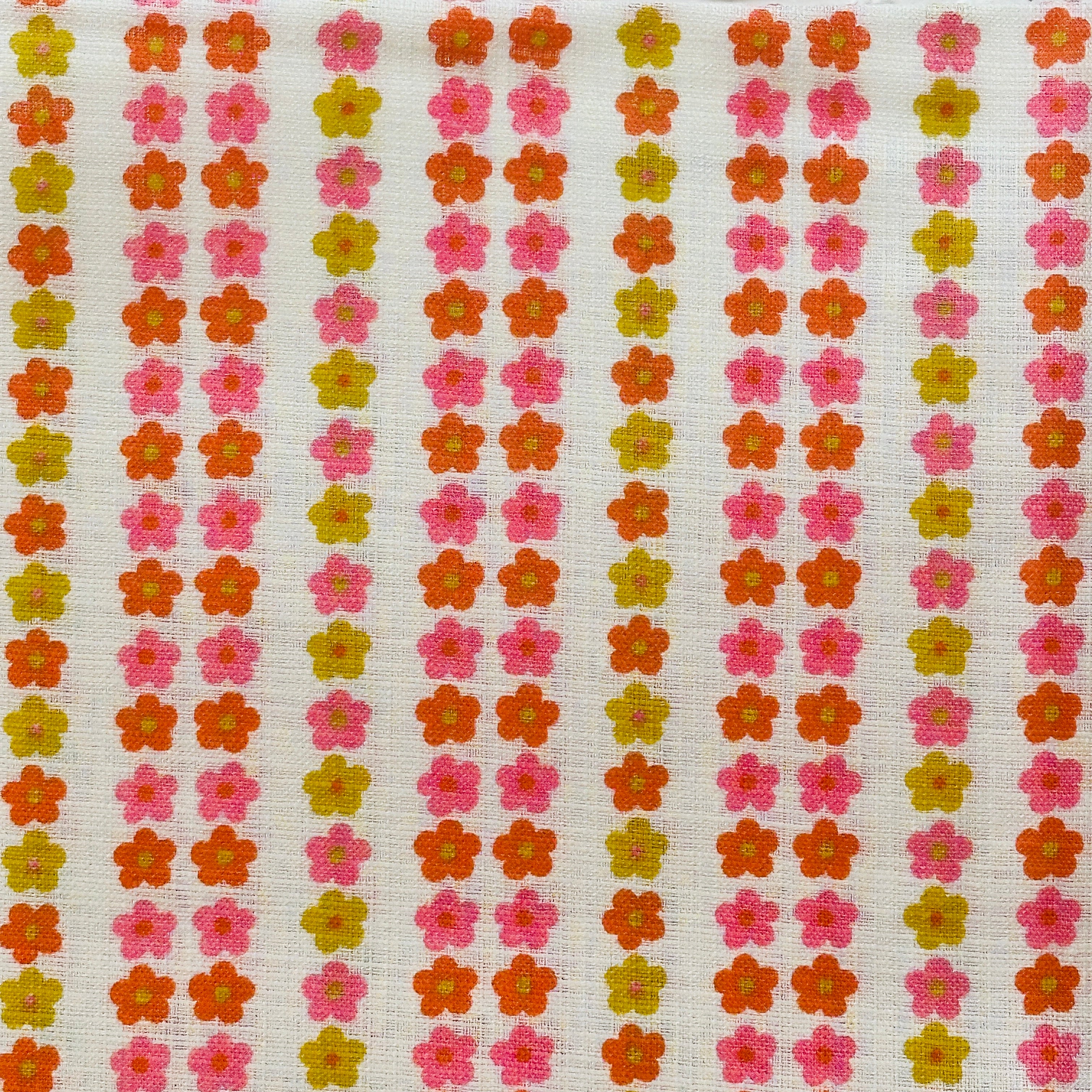 240cms DORABLE VINTAGE Floral Fabric Pretty 100% Cotton