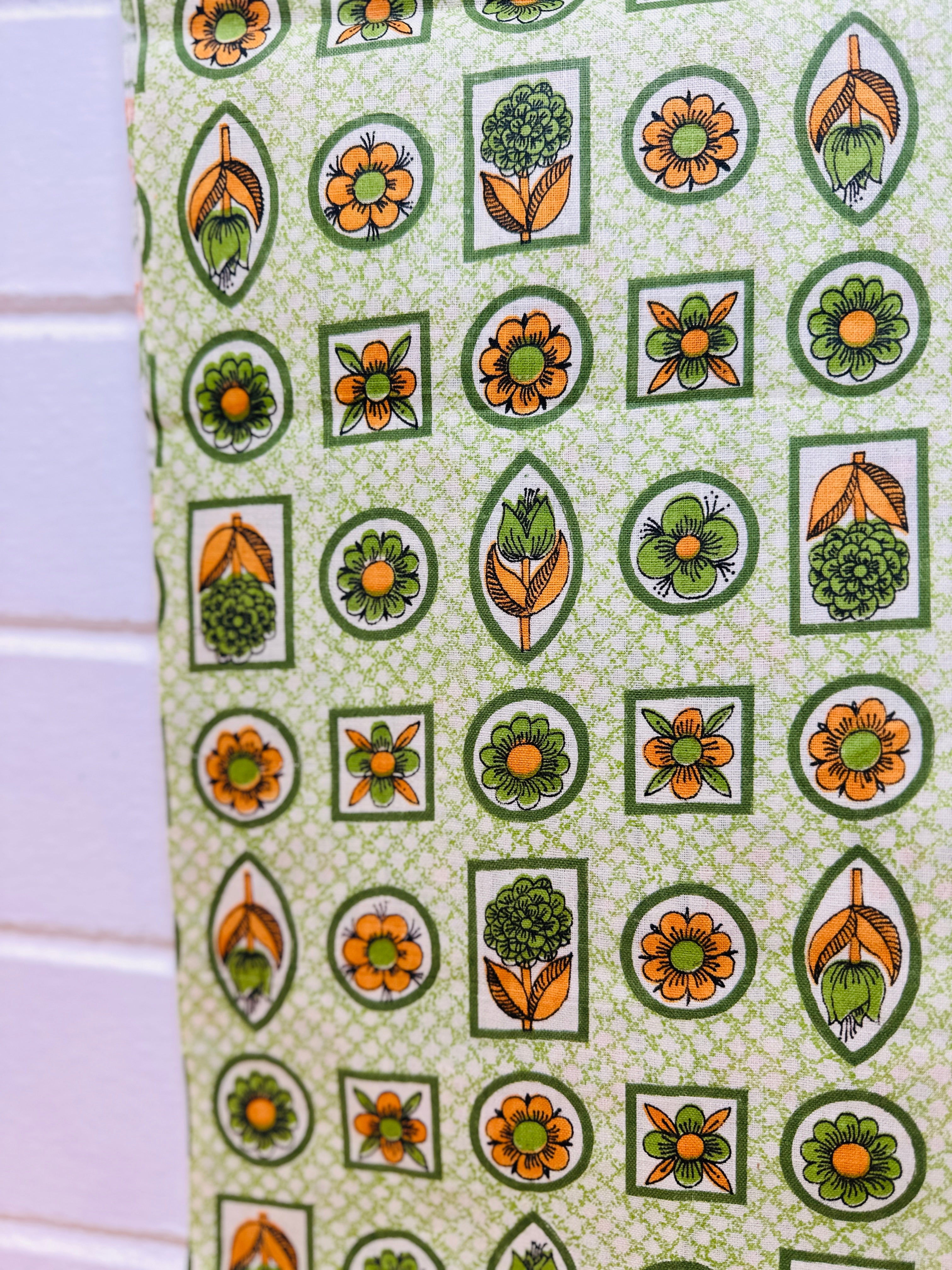 240cms Vintage Cotton Farbic Green & Orange Print