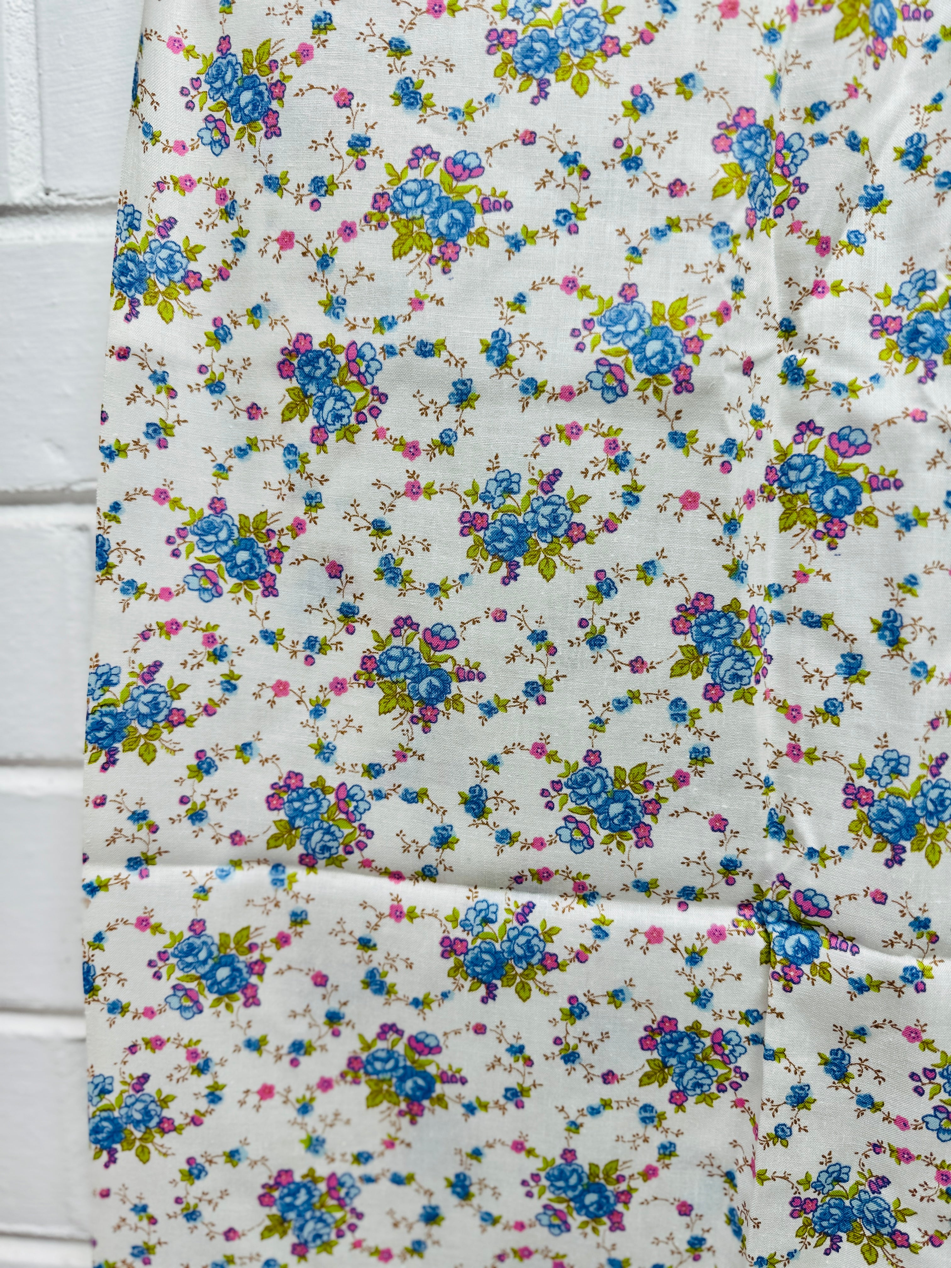 245cms Adorable Sweet Light Weight Cotton Fabric VINTAGE