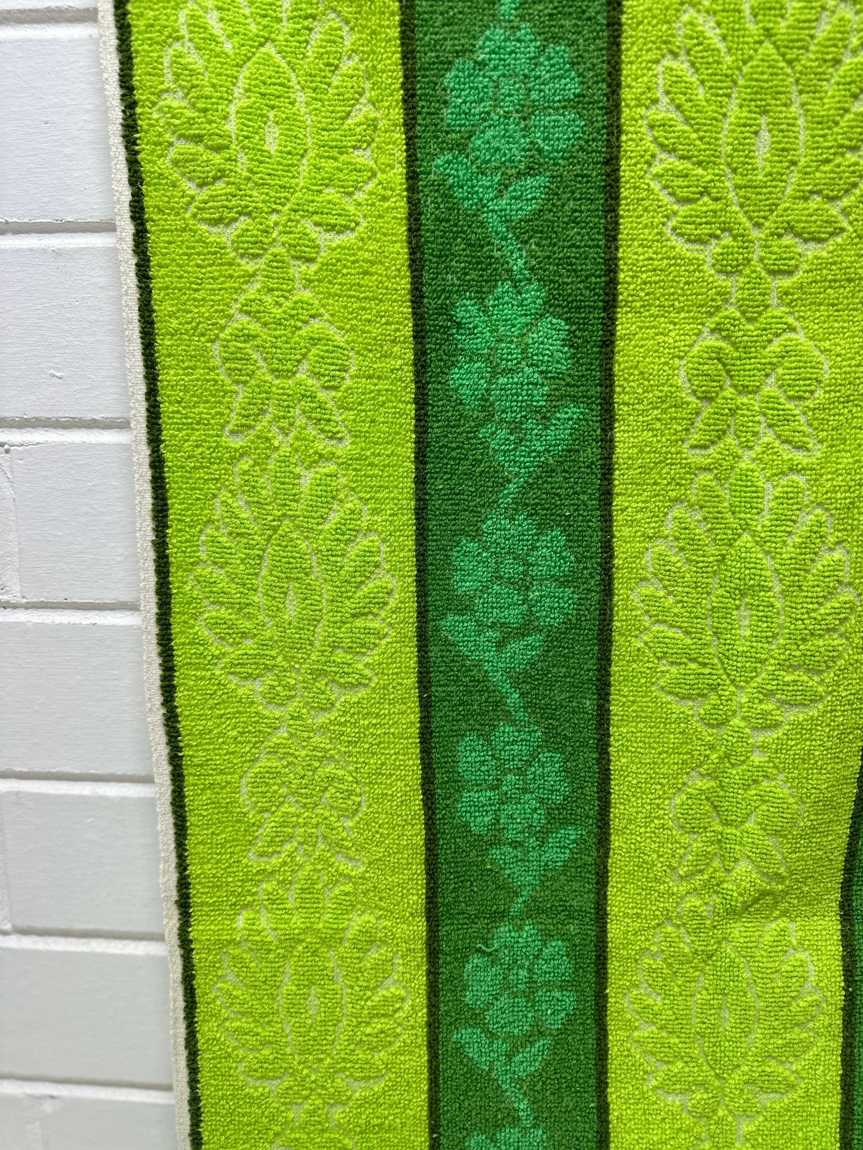 Vintage Green Bath Towel RETRO