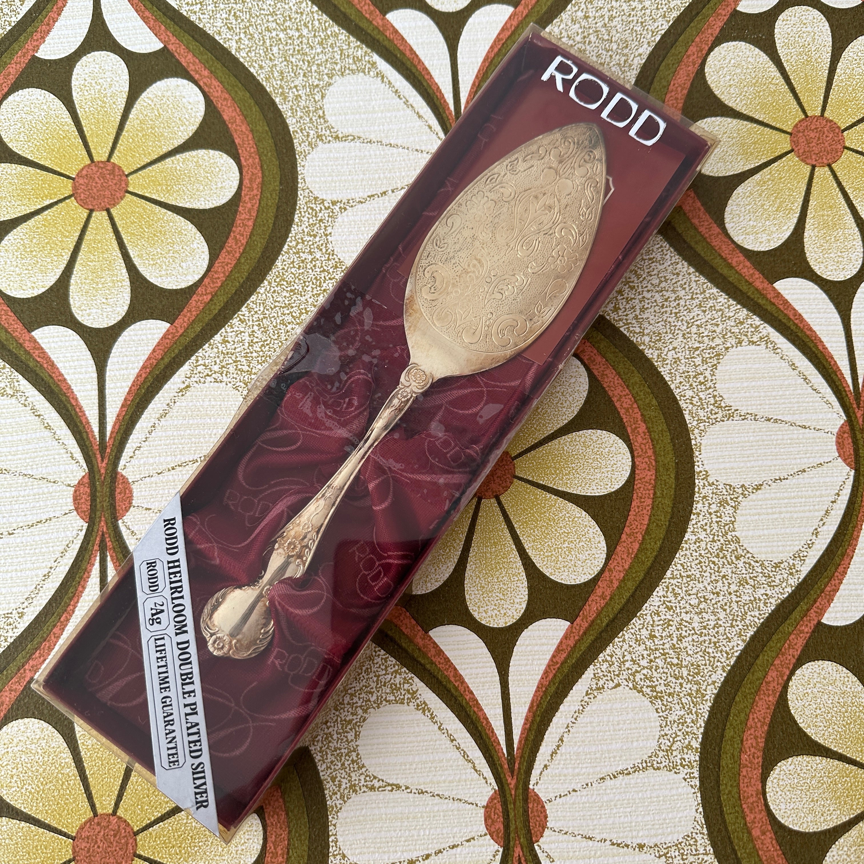 RODD Boxed Vintage Cake Server – Pink Peacock