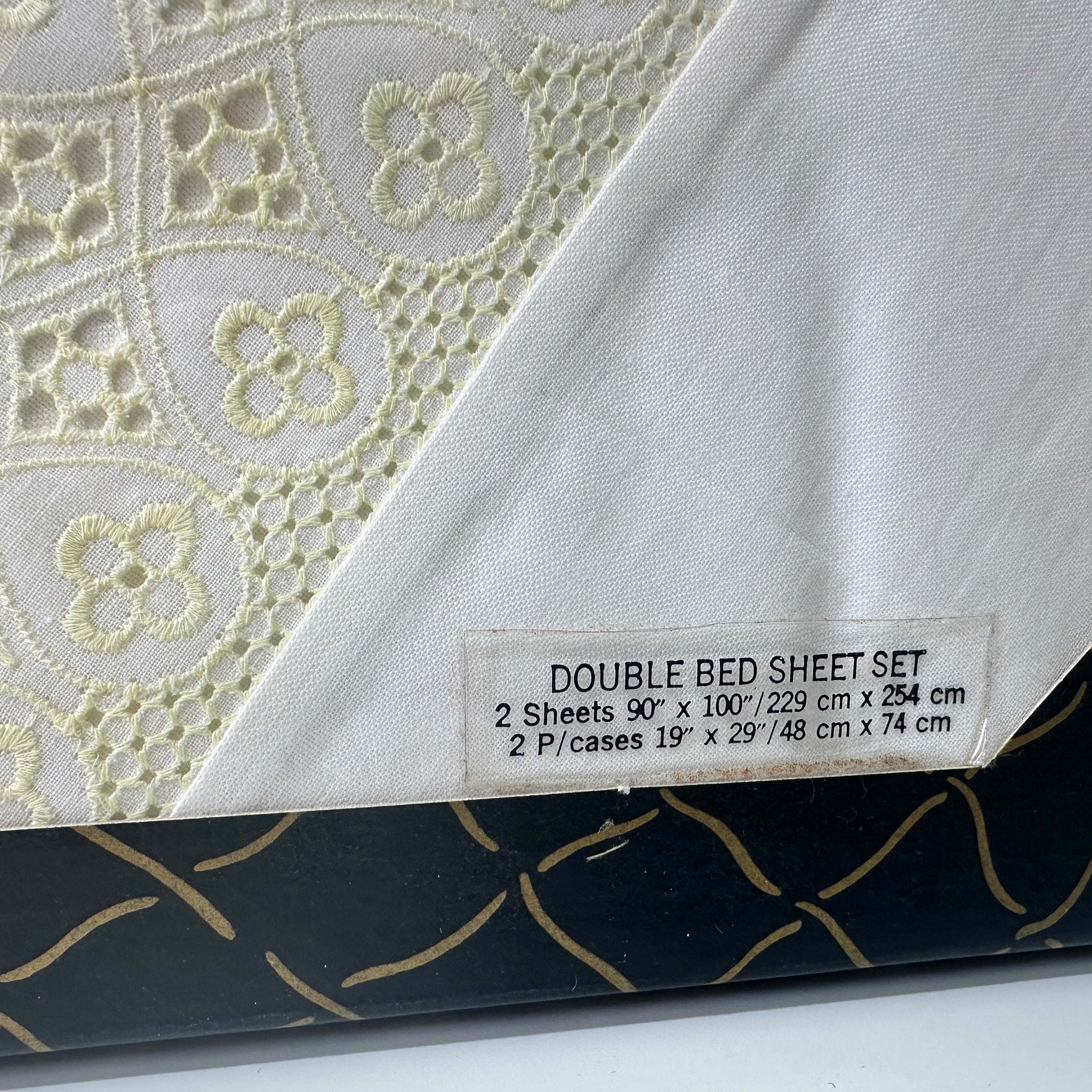 DOUBLE Bed Sheet Set RETRO Embroidered Boxed