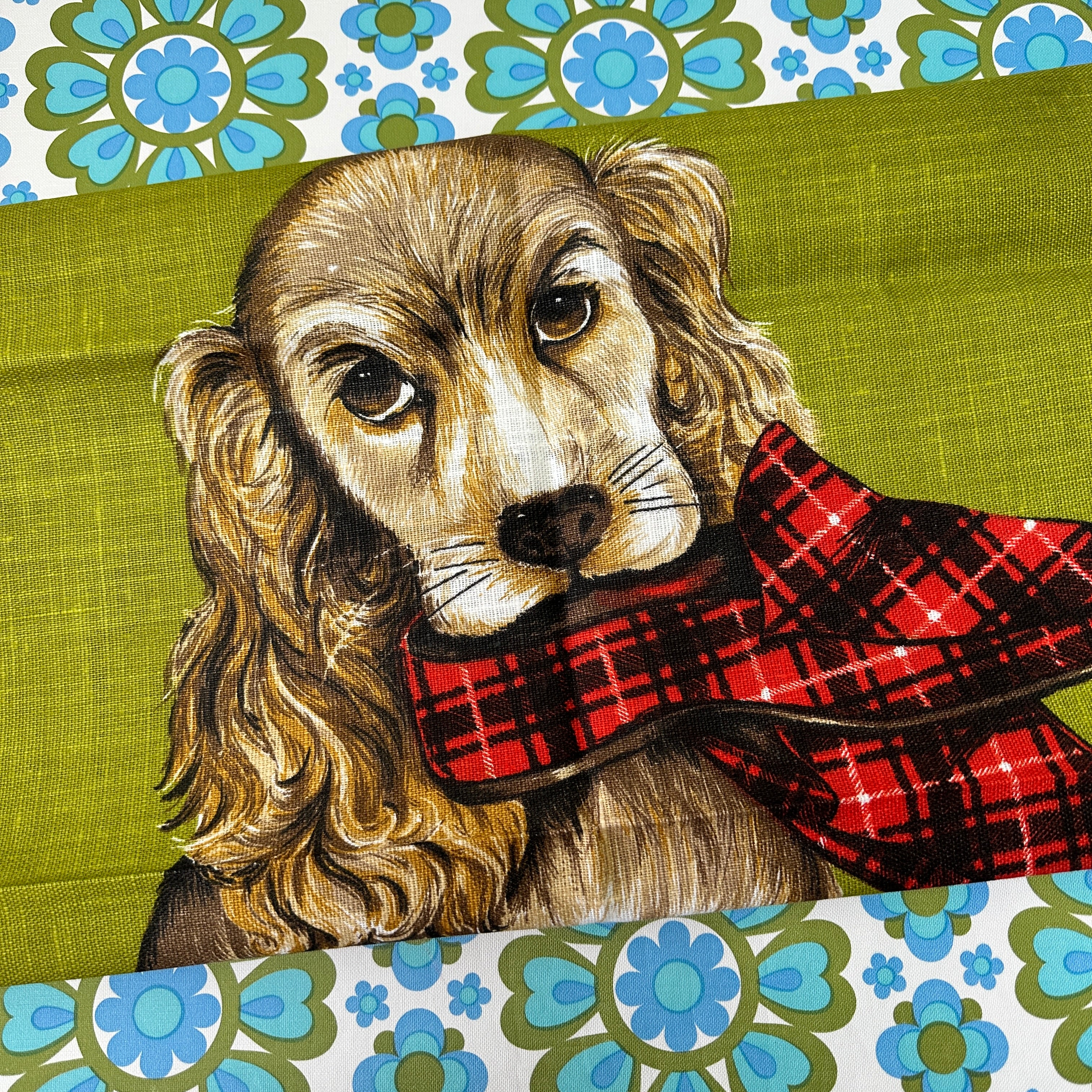 GUIDE Dogs Unused Vintage Tea Towel – Pink Peacock
