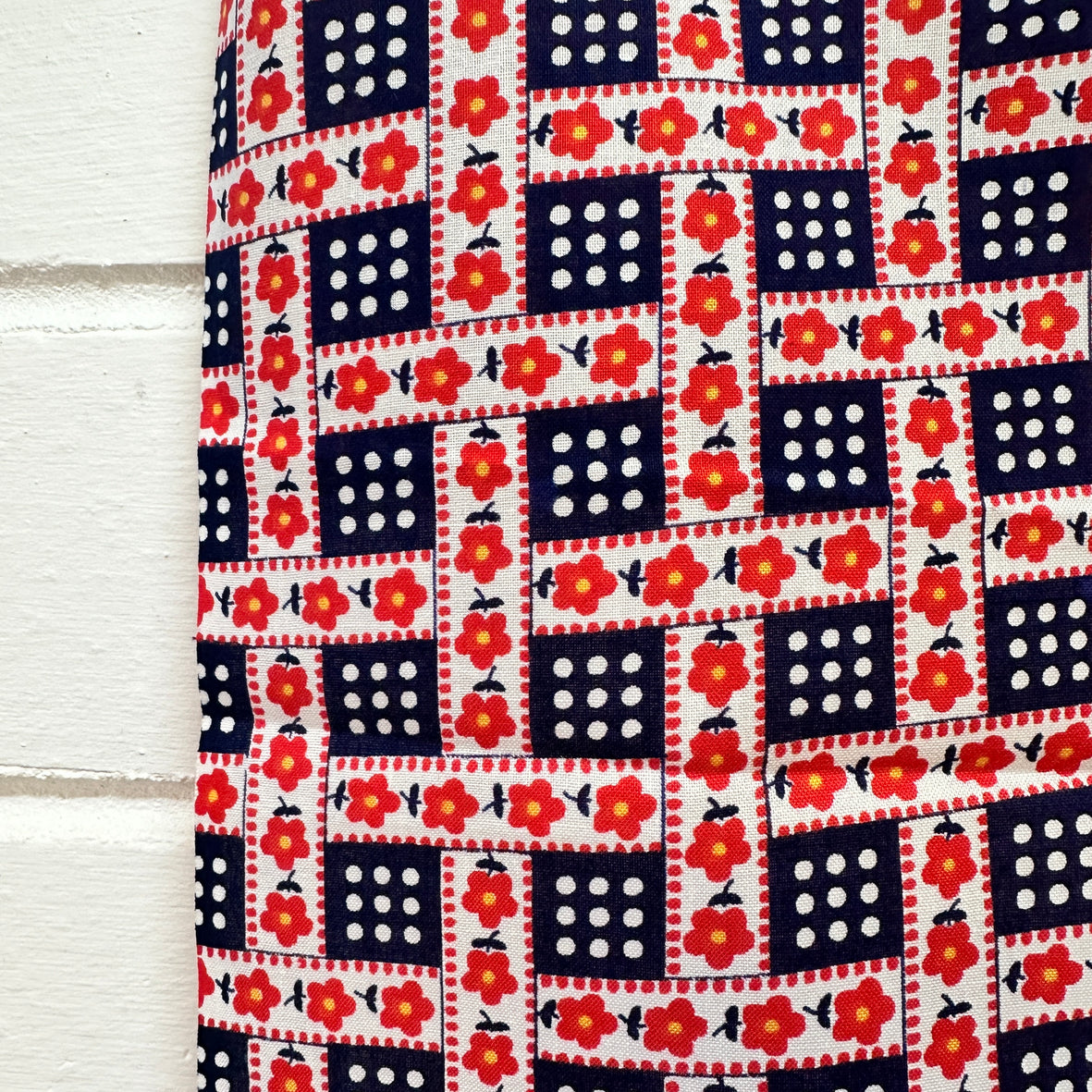 100cms Beautiful VINTAGE Bright Red & Navy Blue