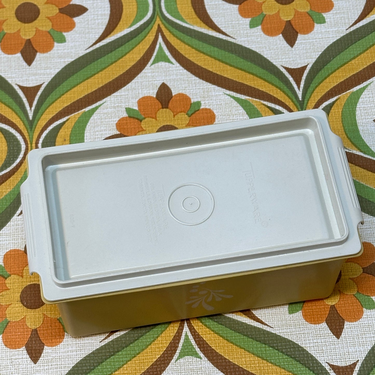 Butter Box TUPPERWARE Retro 70's – Pink Peacock