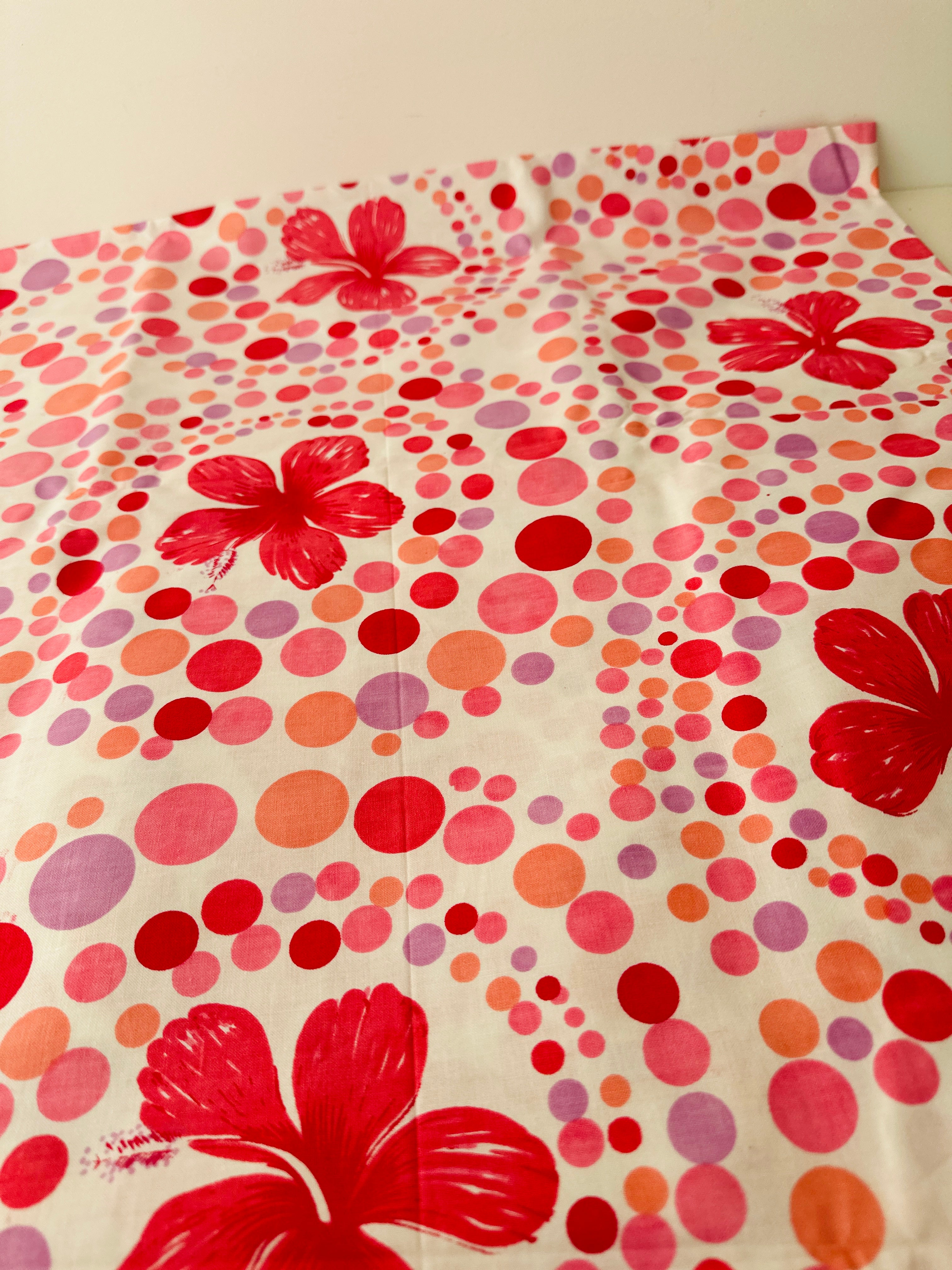 250cms UNUSED Cotton Sheet Bright Pink & White FABRIC