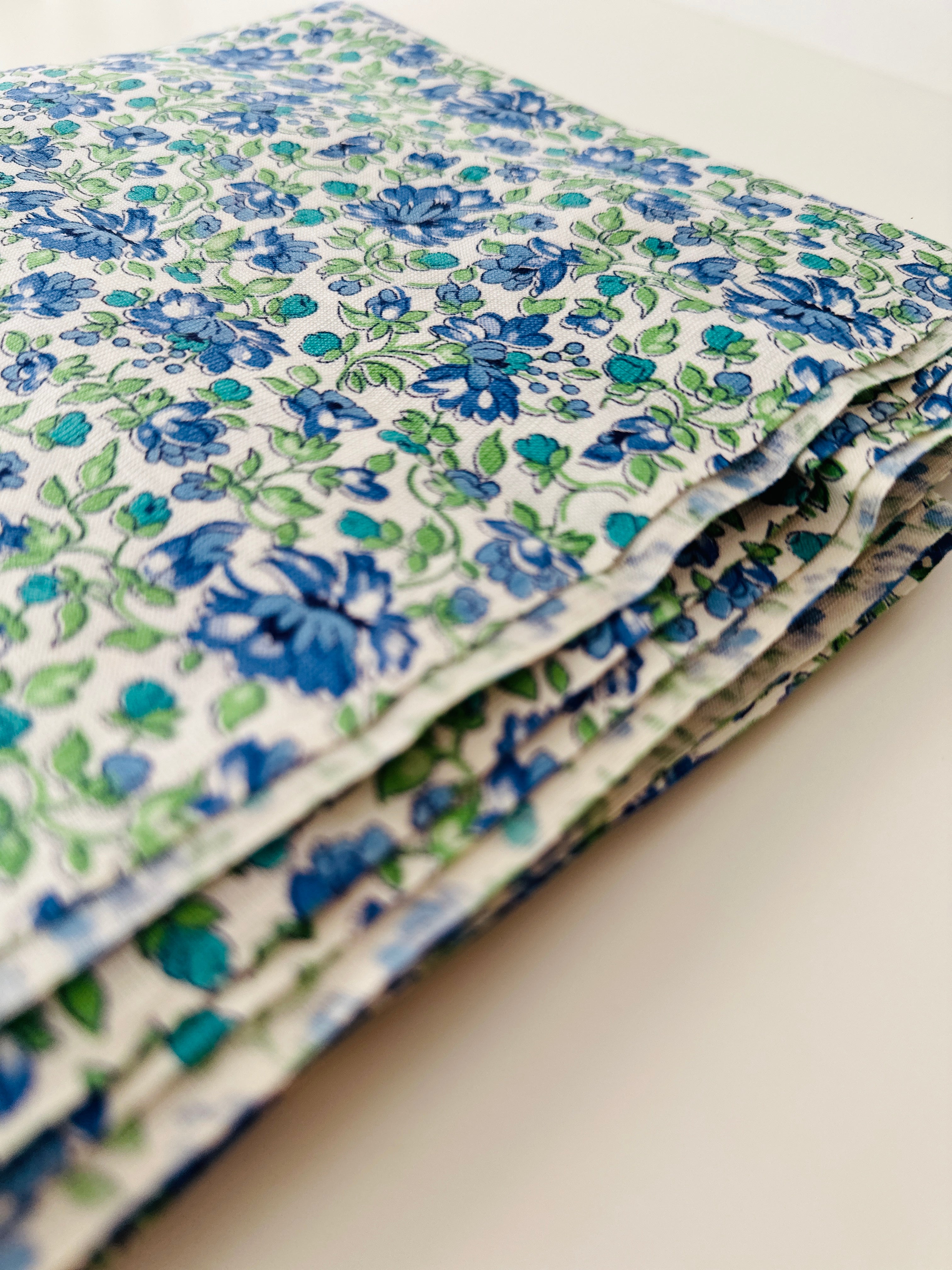 340cms VINTAGE Blue Floral Cotton FABRIC Beautiful