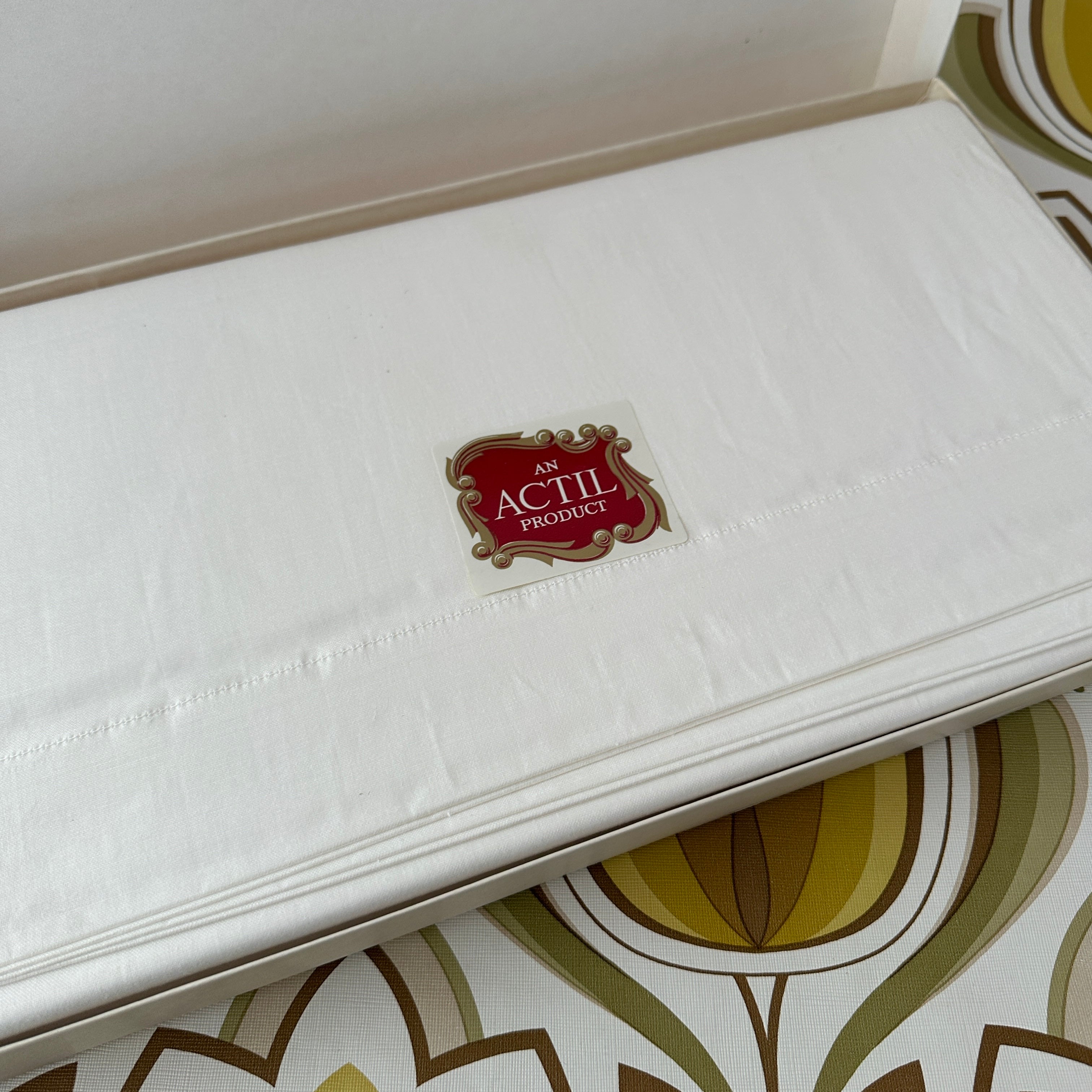 ACTIL Vintage Retro Sheet Set PAIR