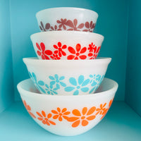 Vintage Agee Pyrex Daisy Chain Mixing Bowl Set COLLECTABLE