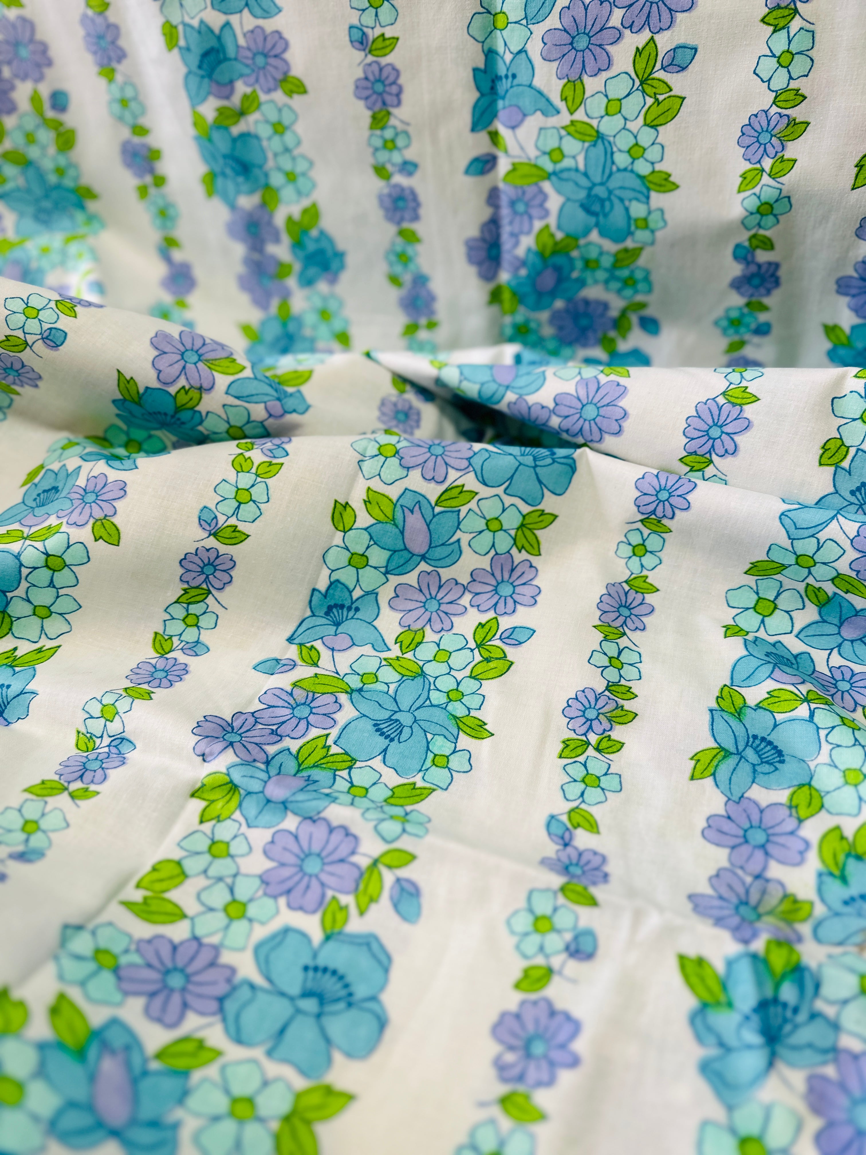 125cms Adorable ALL COTTON Vintage Fabric
