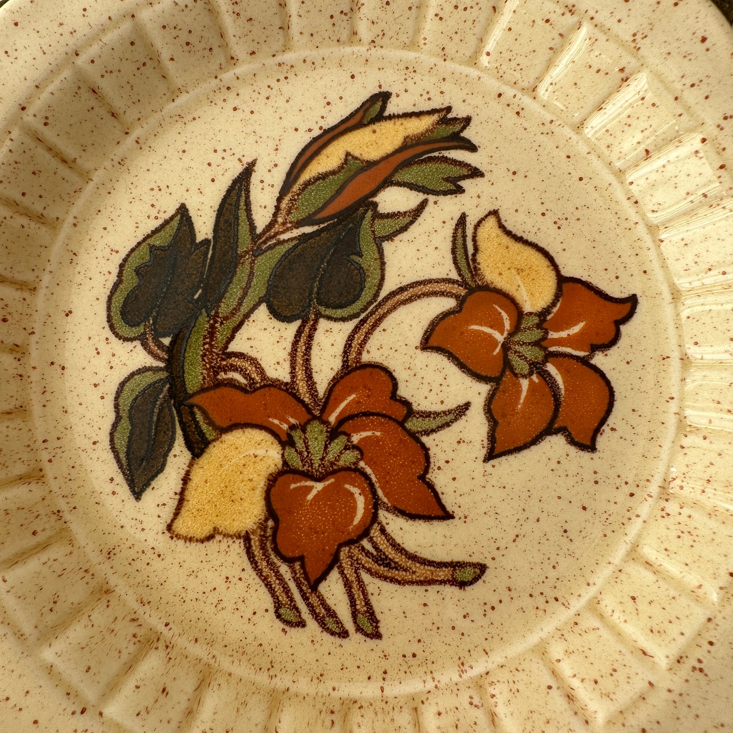 ROYAL Worcester Palissy DISH Retro