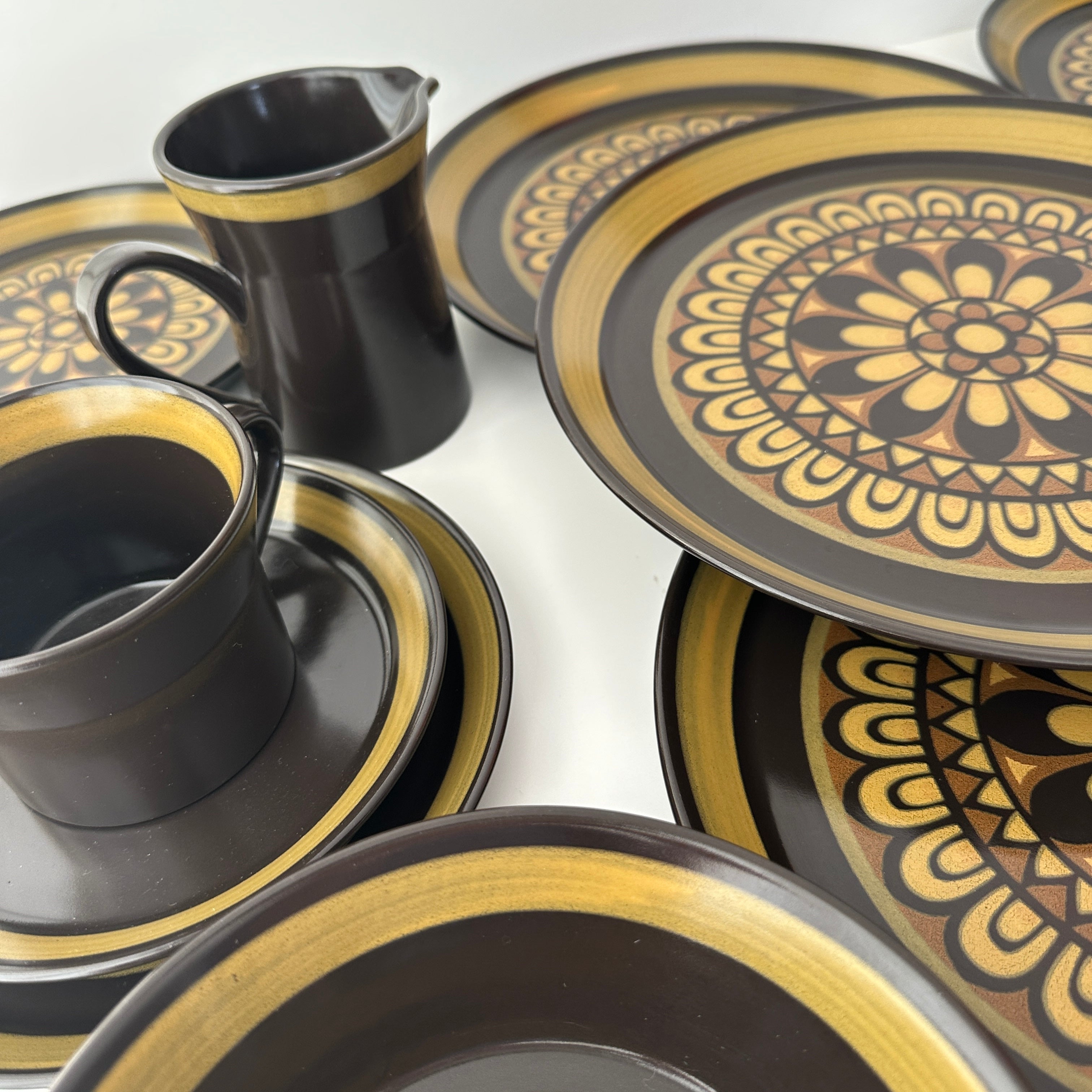 FULL JAPAN Dinner Set UNUSED Retro AMAZING SET