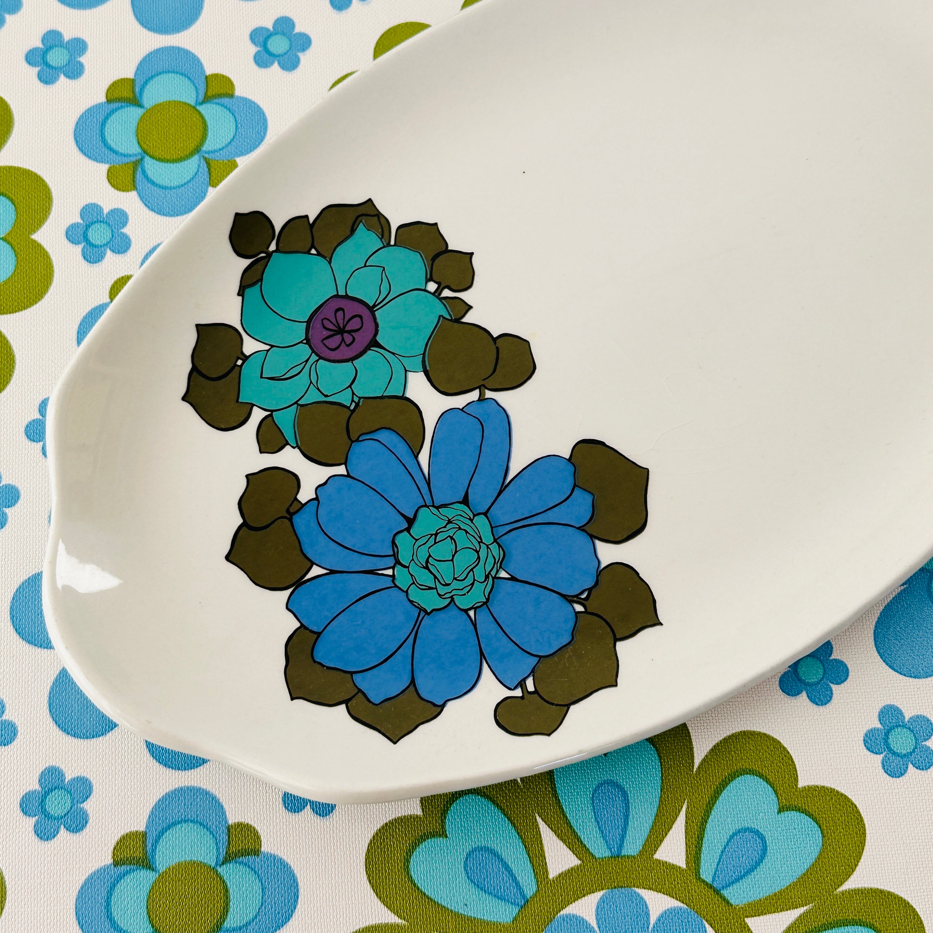 MYOTT Vintage Retro FLORAL Plate