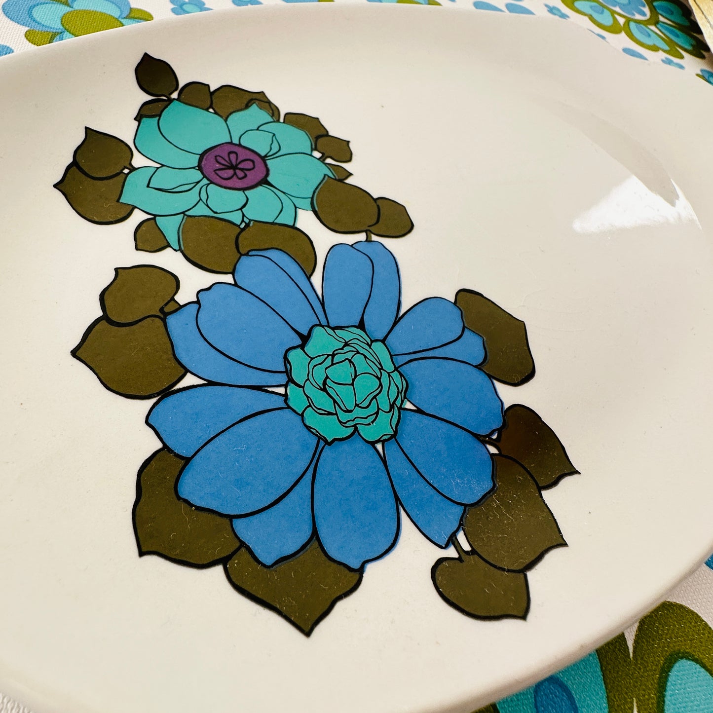 MYOTT Vintage Retro FLORAL Plate