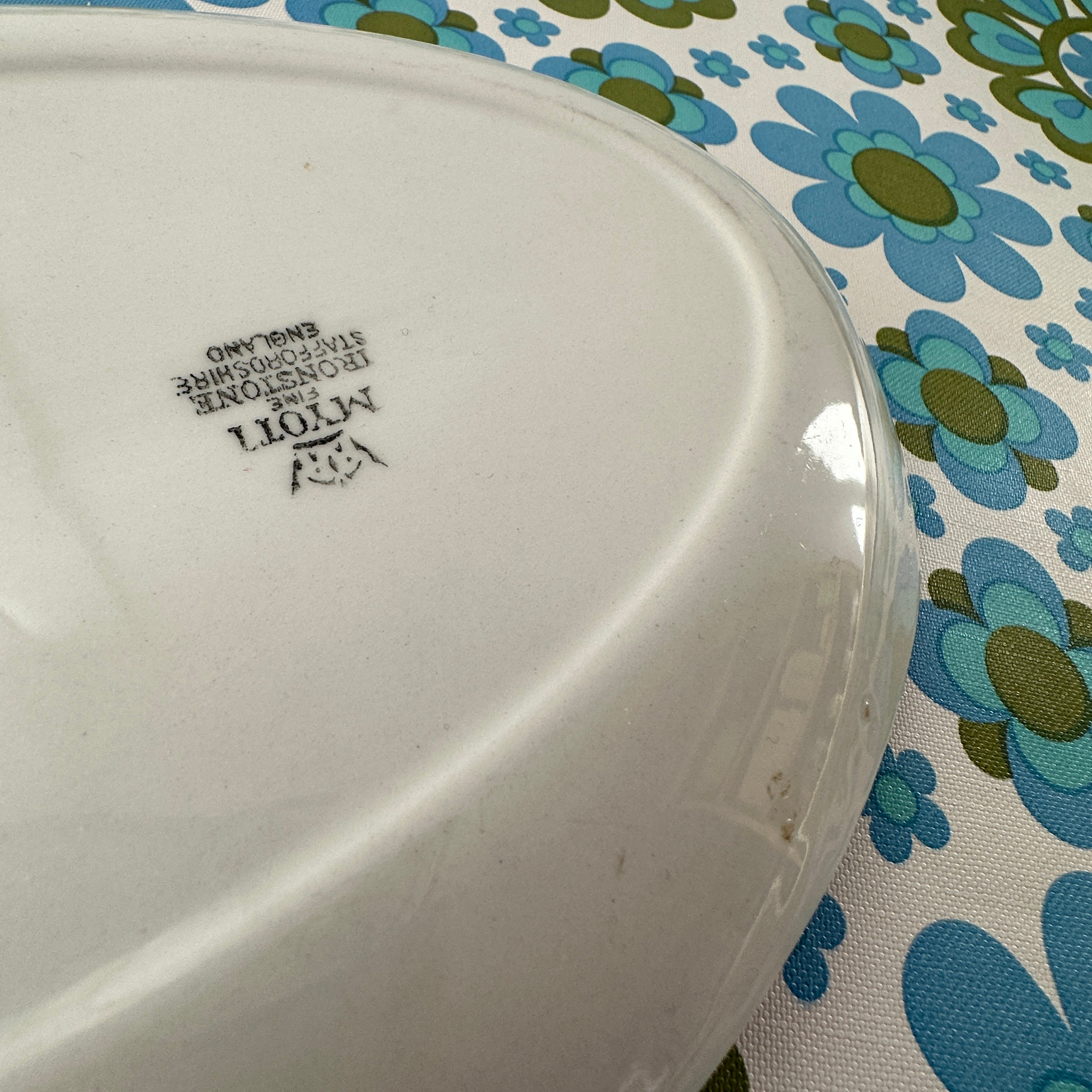 MYOTT Vintage Retro FLORAL Plate